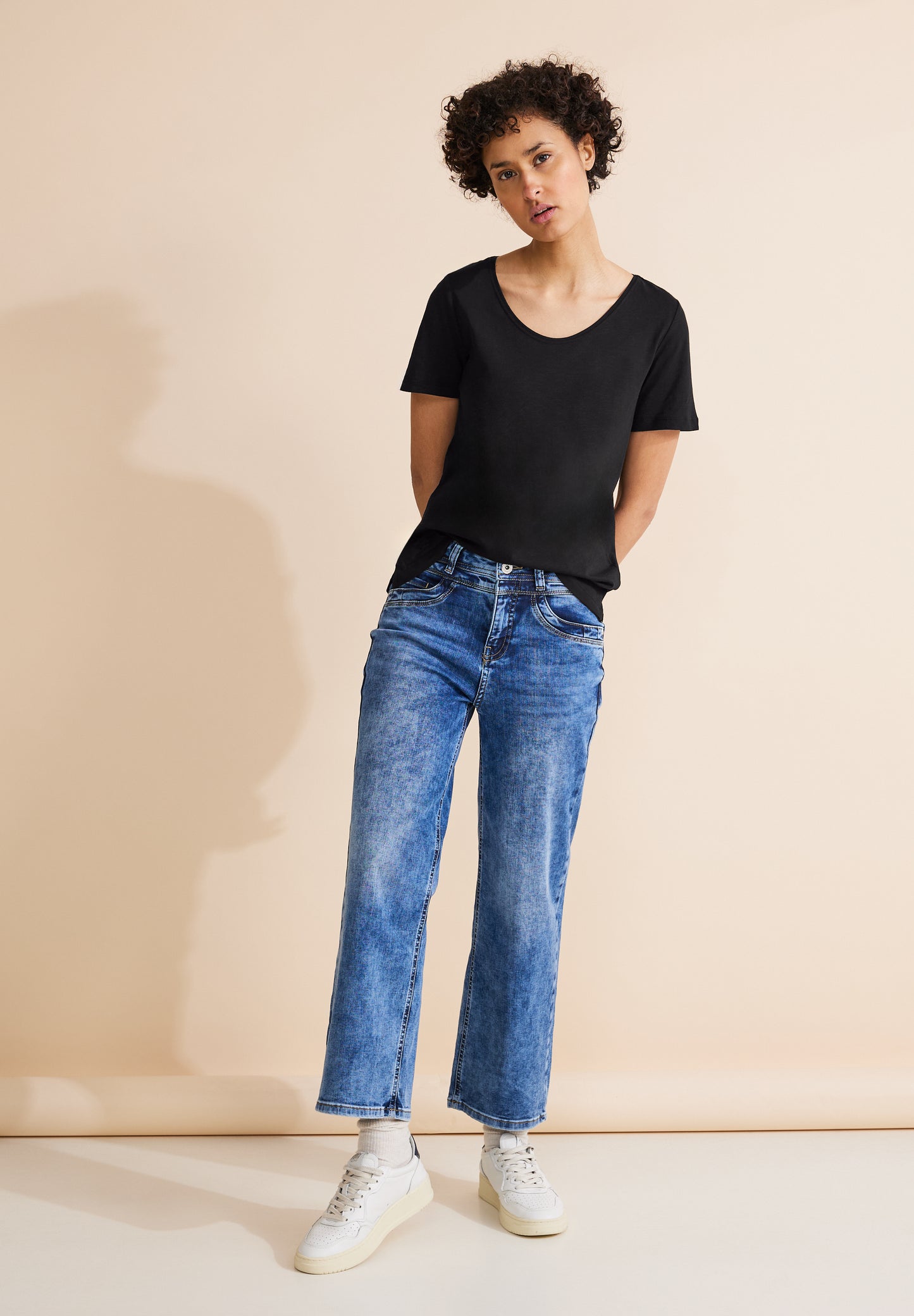 Basic T-Shirt