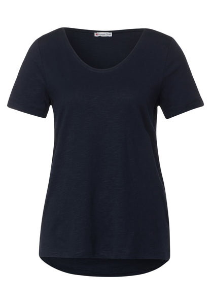 Basic T-Shirt
