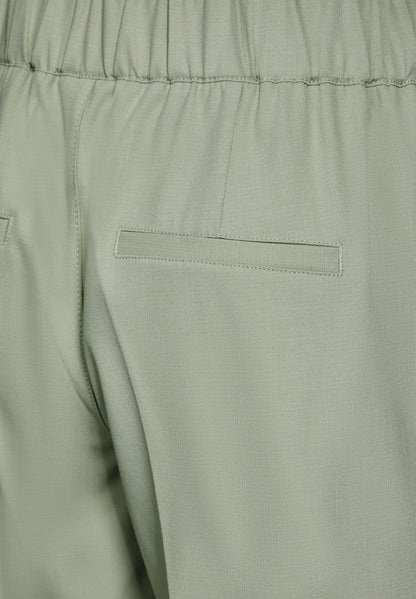 Bermuda Short mit Knöpfen