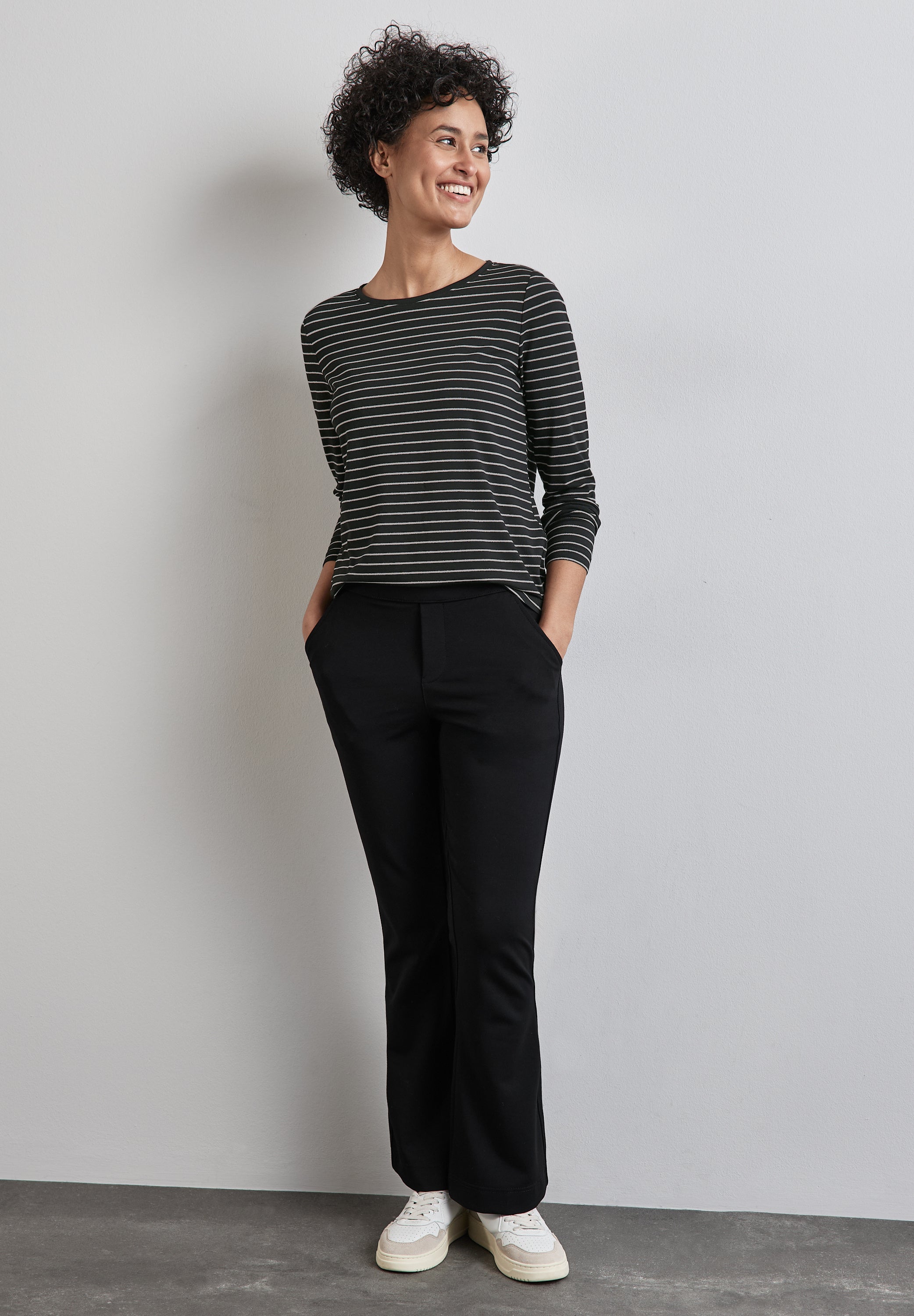 Gestreiftes Langarmshirt