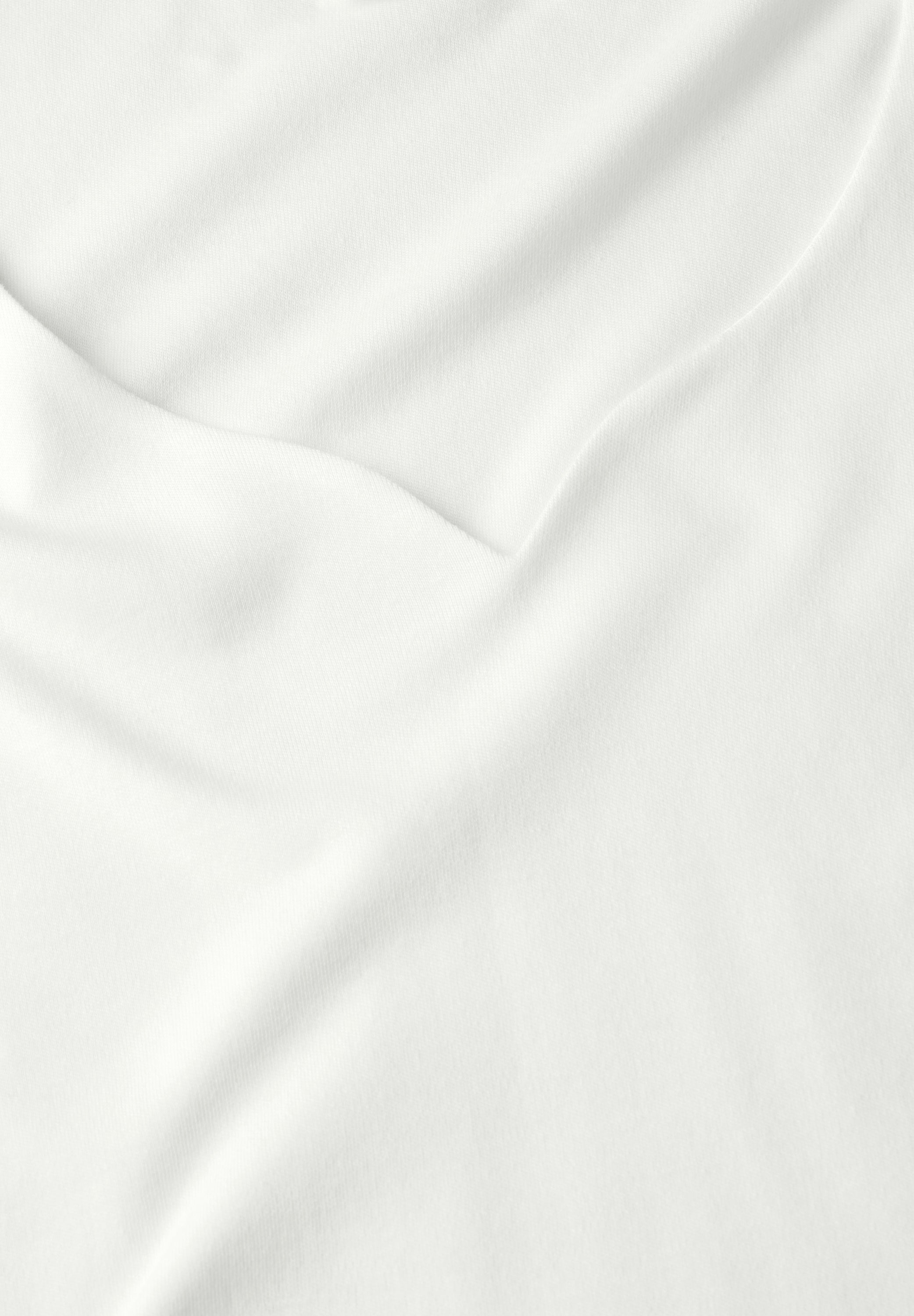 Shirt mit Herzausschnitt