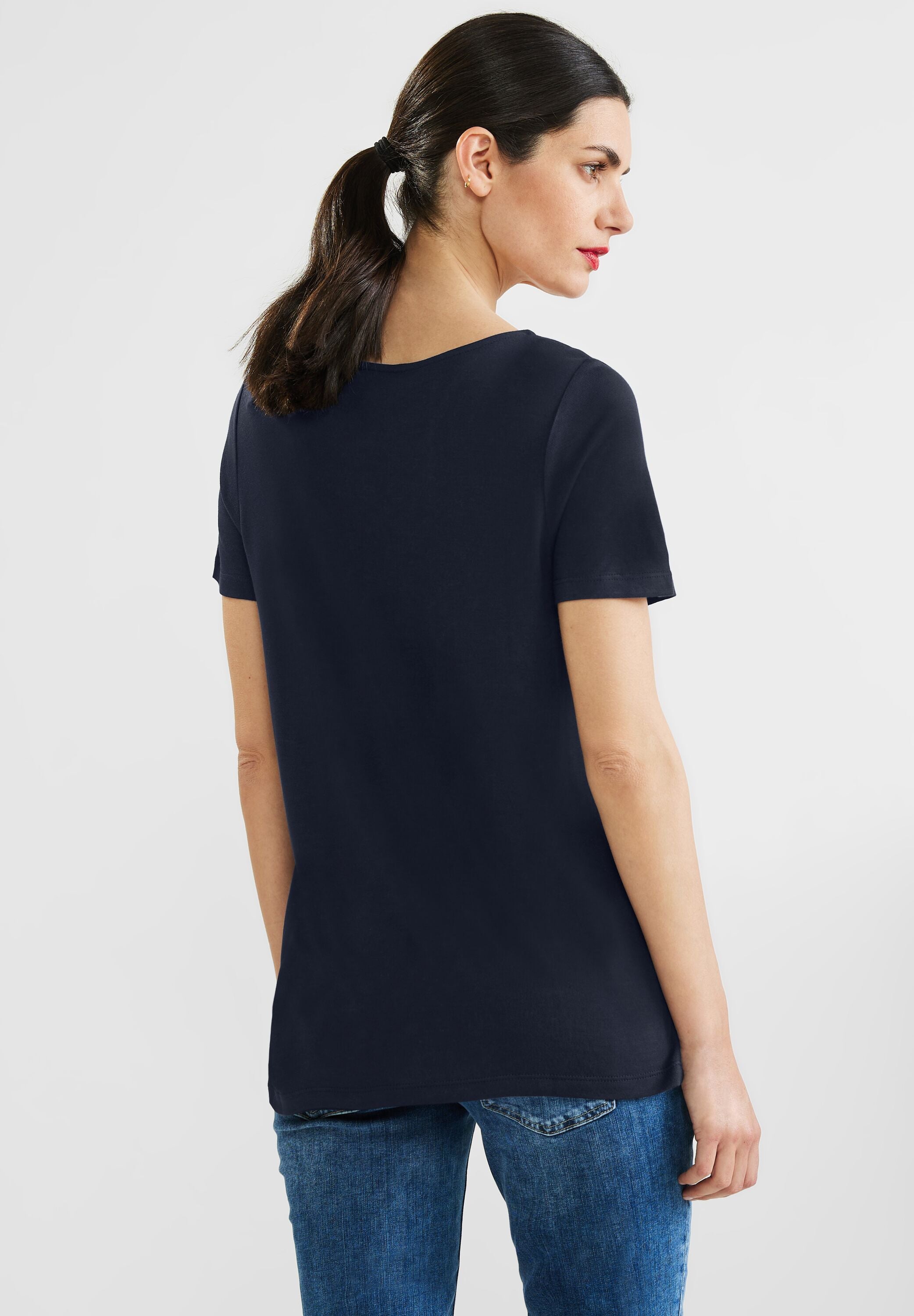 V-Neck Shirt mit Spitze