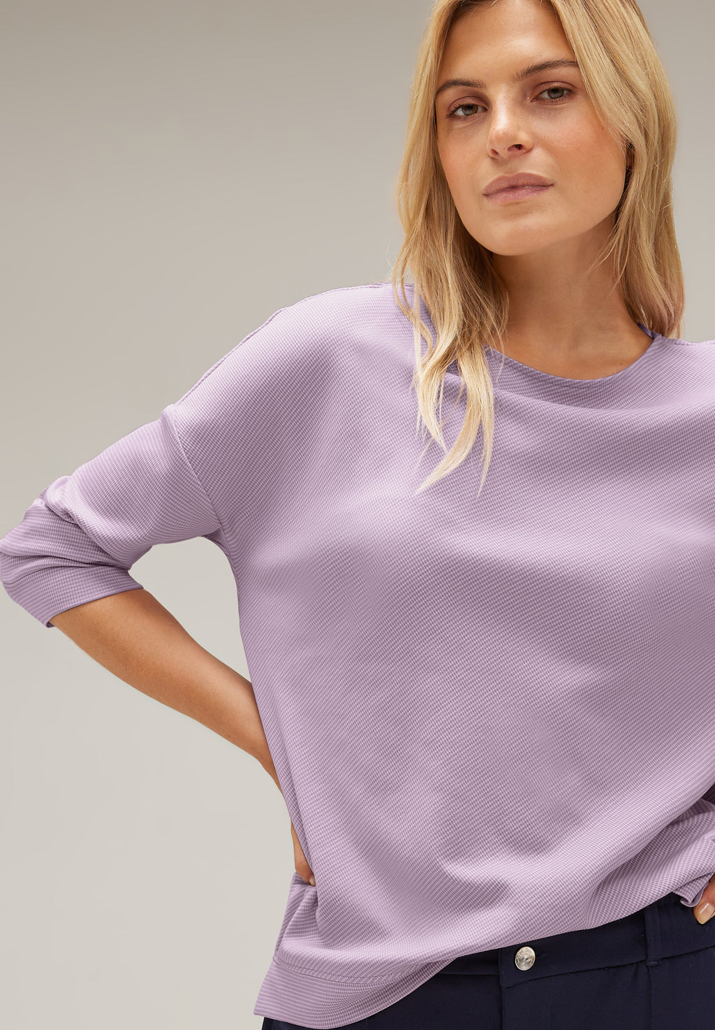 Shirt mit Streifenstruktur