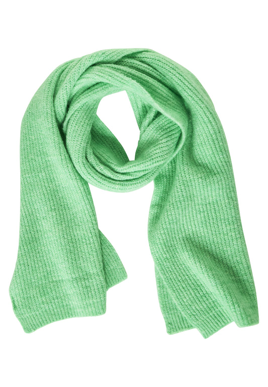 Langer Strickschal