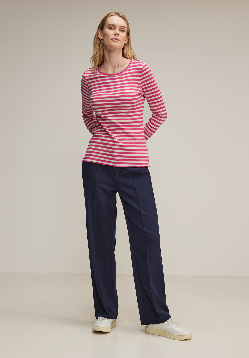 Gestreiftes Rippshirt