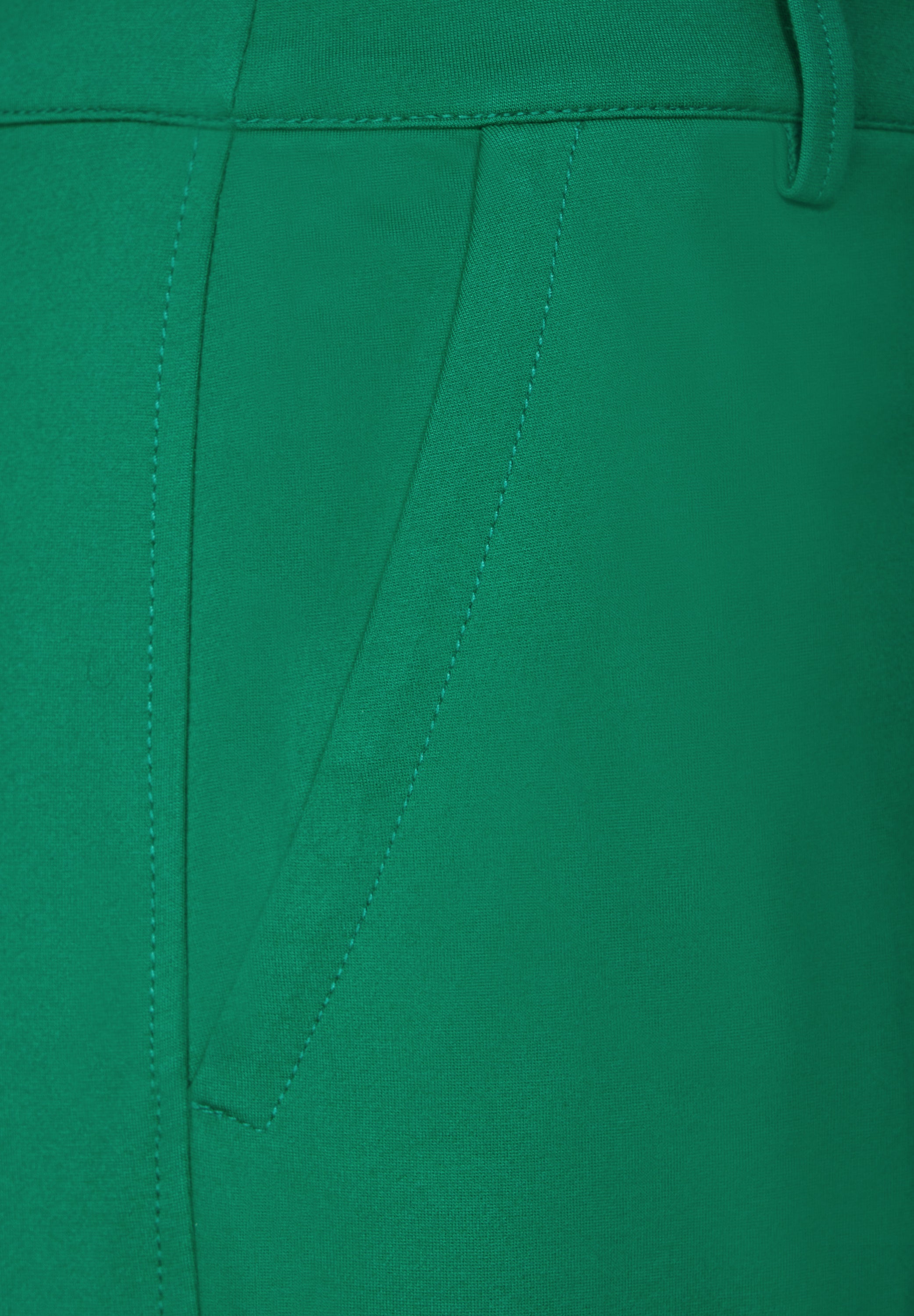 Casual Fit Hose