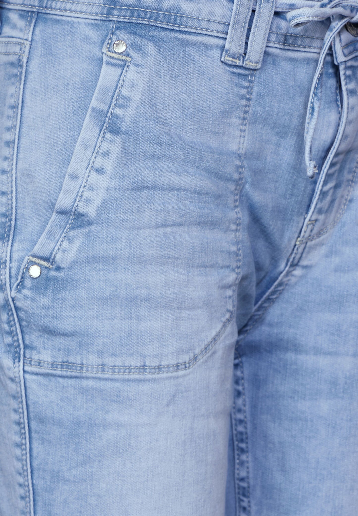 Loose Fit Jeans
