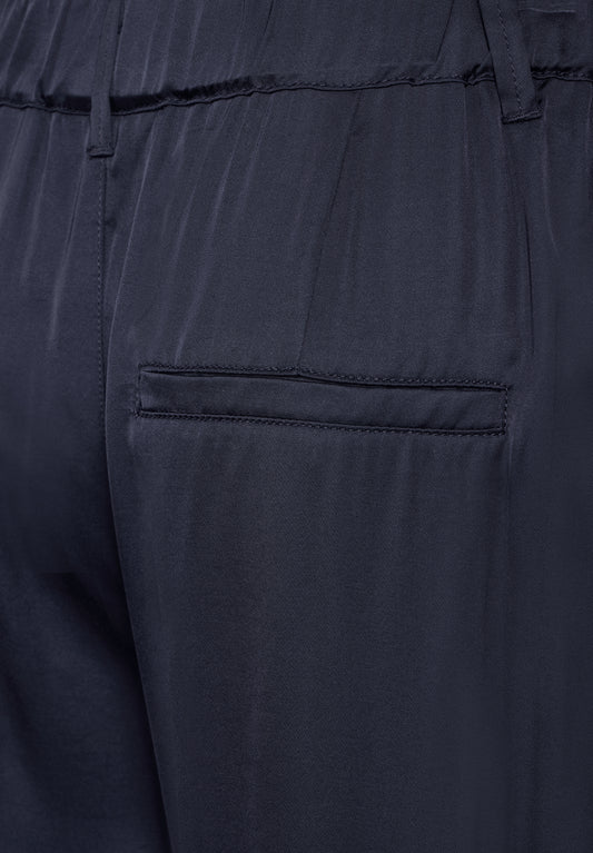 Casual Fit Satin Hose