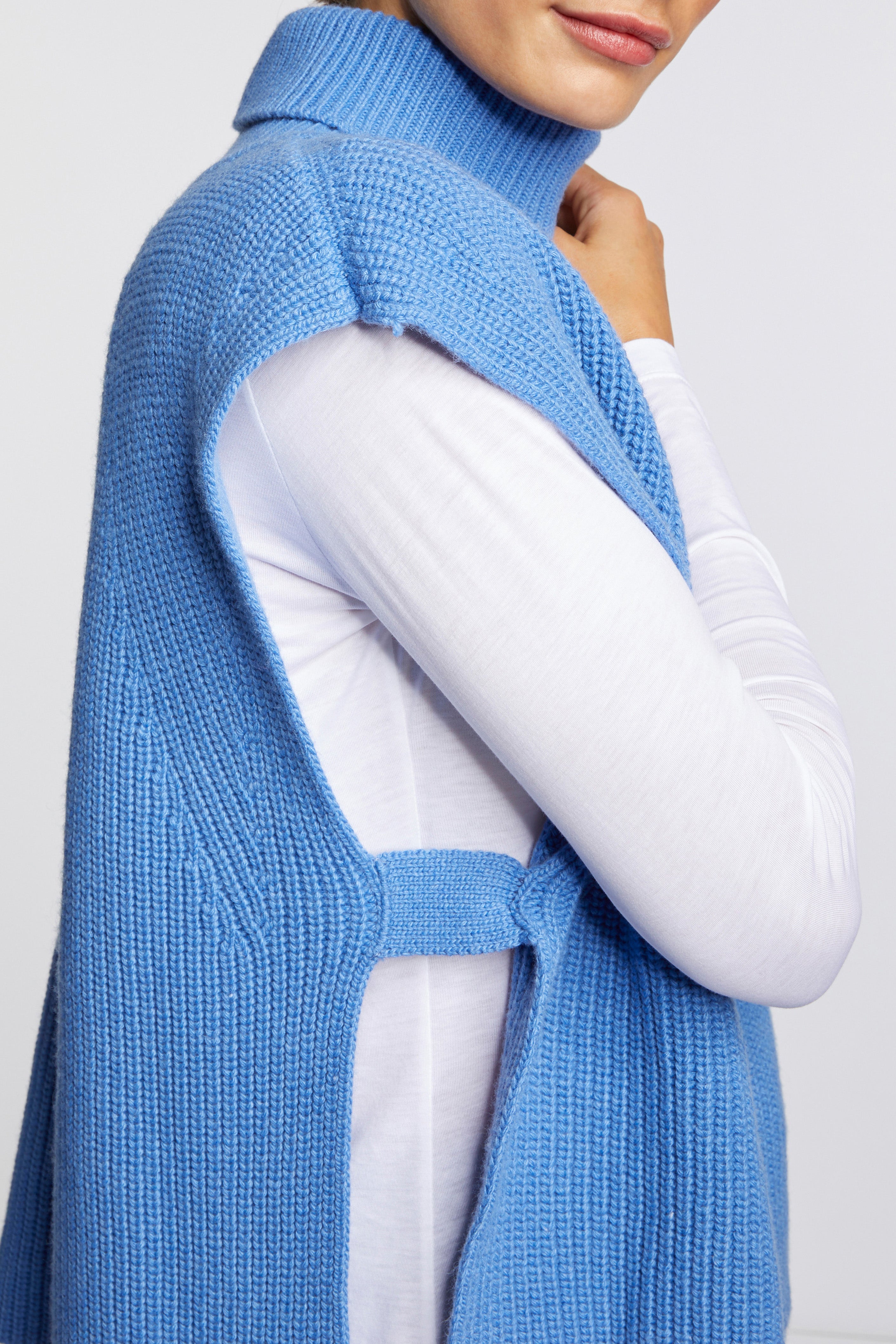 vest strap detail ecovero