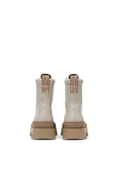 Lace-Up-Boots