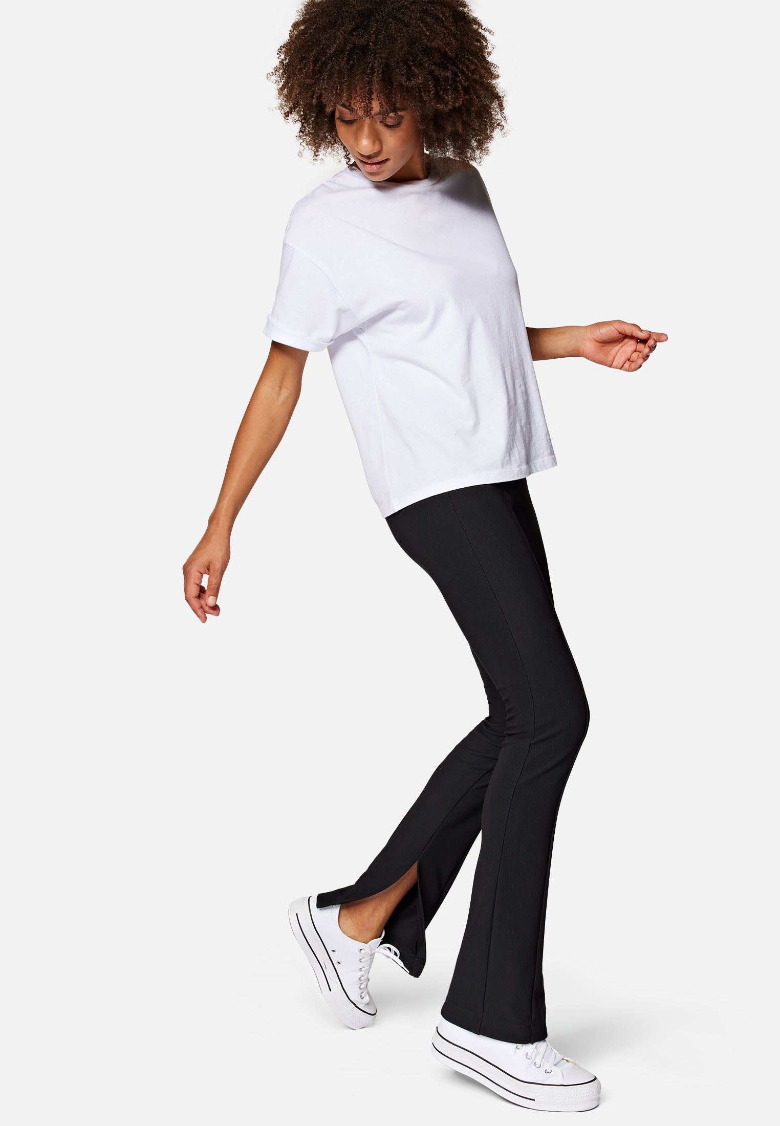 SIDE SLIT KNIT PANTS