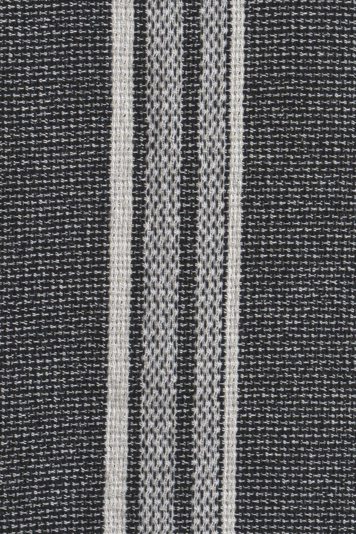 Jacket w collar + placket, chest pockets + 1/1 sleeves