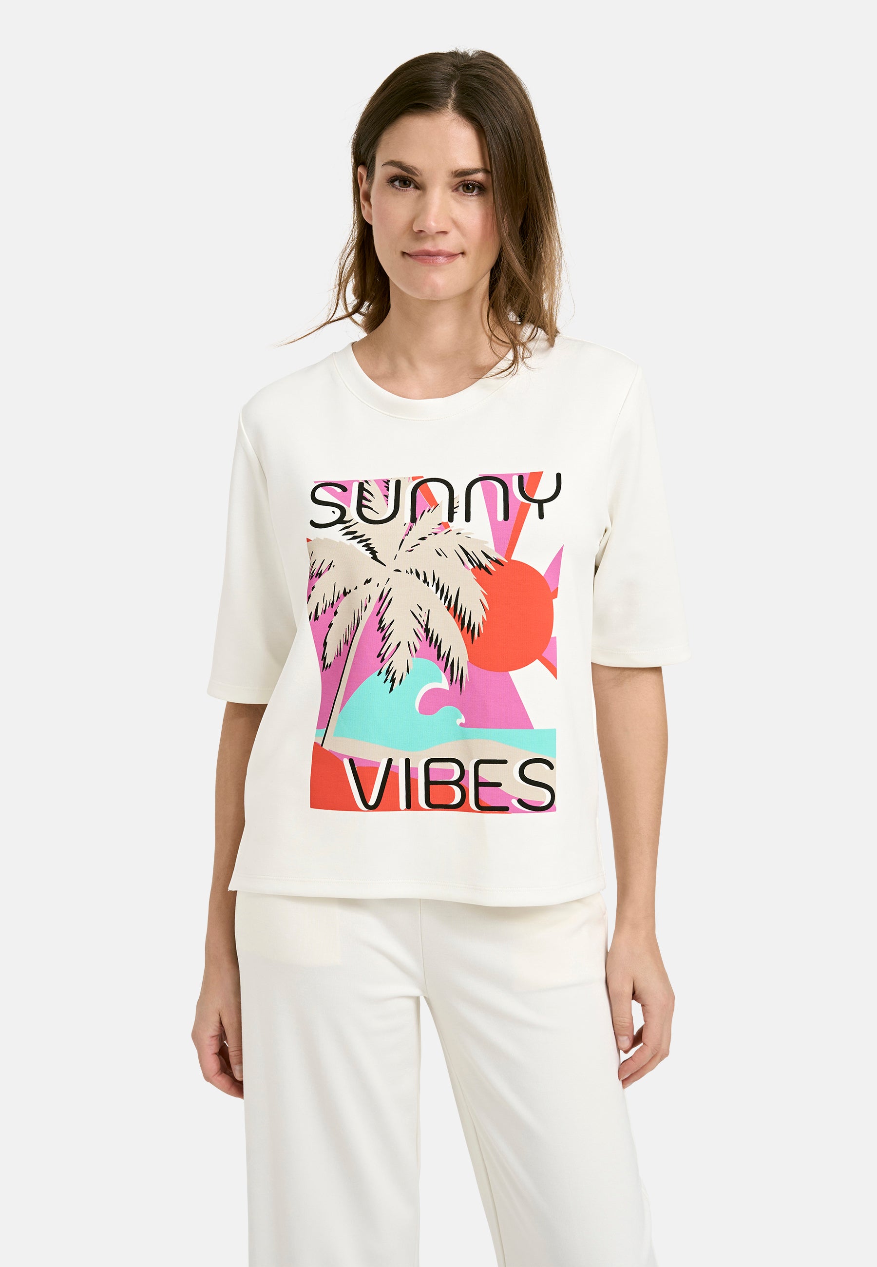 Sweatshirt w roundneck, 1/2 sleeve + sideslits