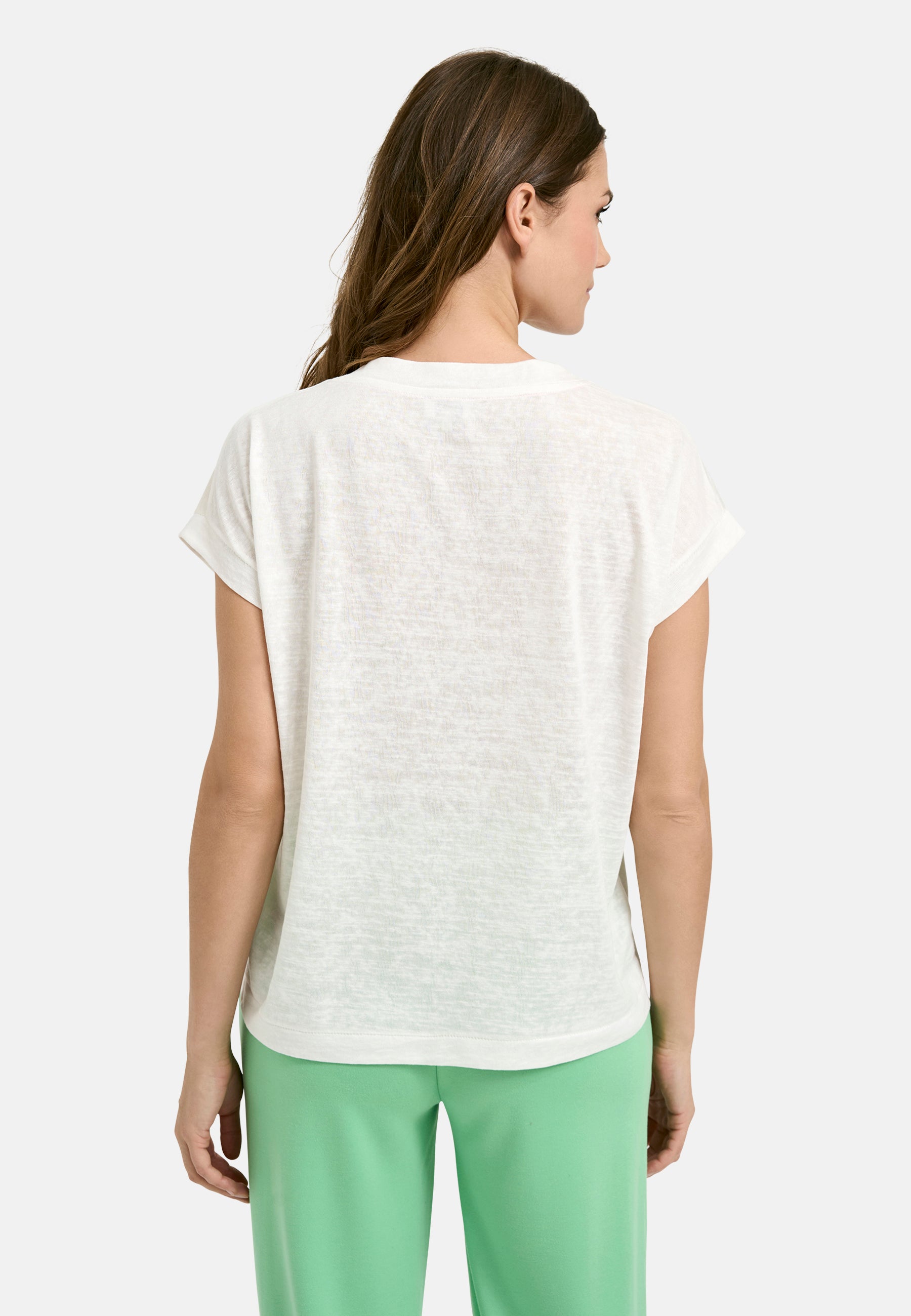 Shirt with roundneck, oversized shoulder and Artwork