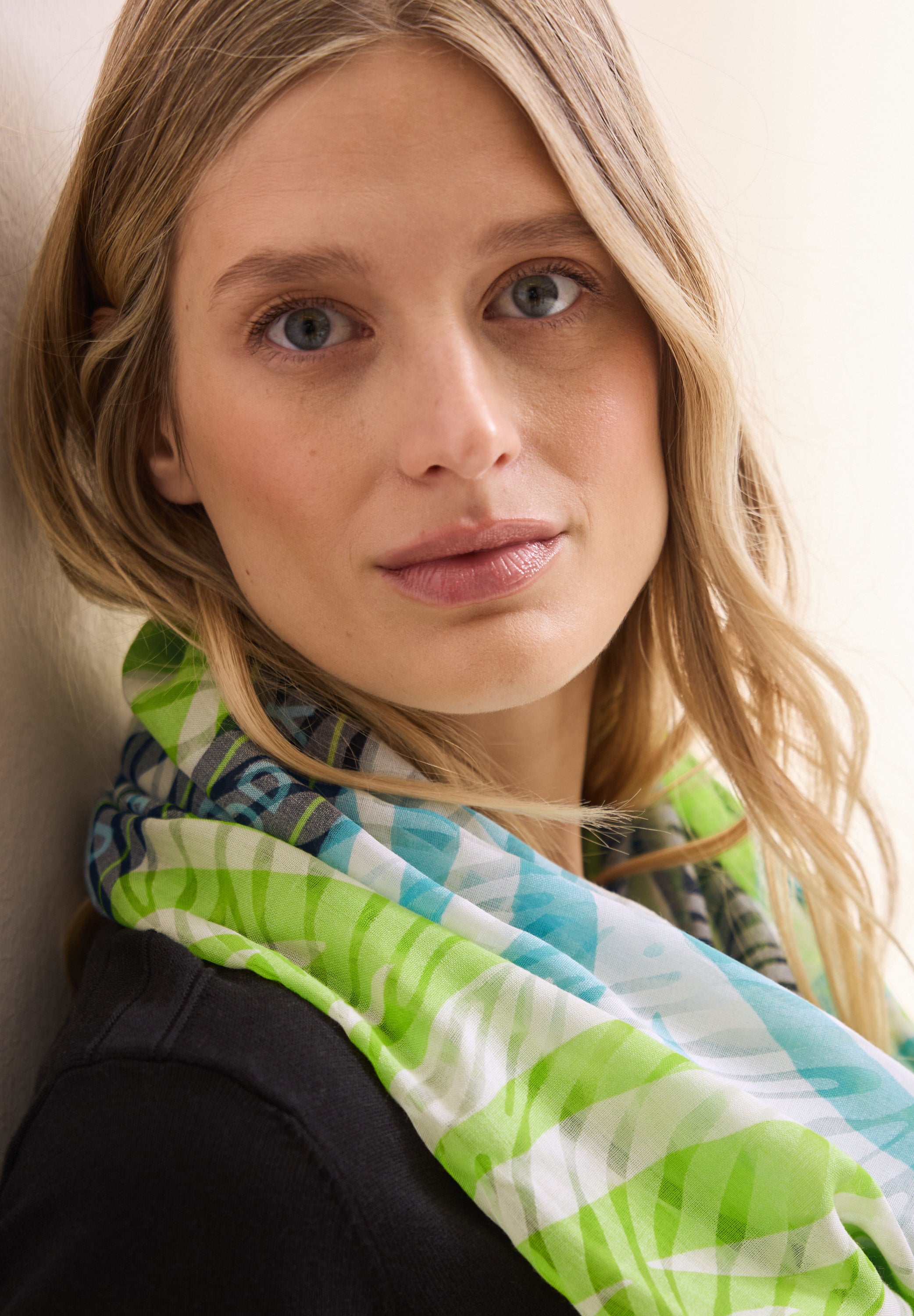 Gemusterter Loop Schal