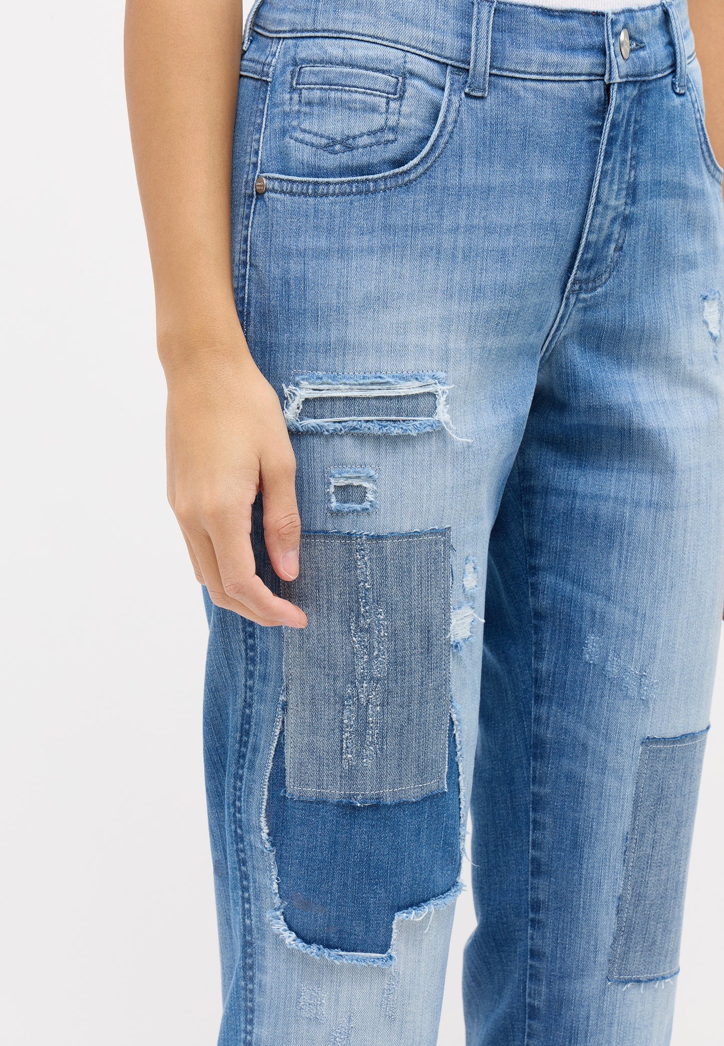 DARLEEN CROP TU PATCH