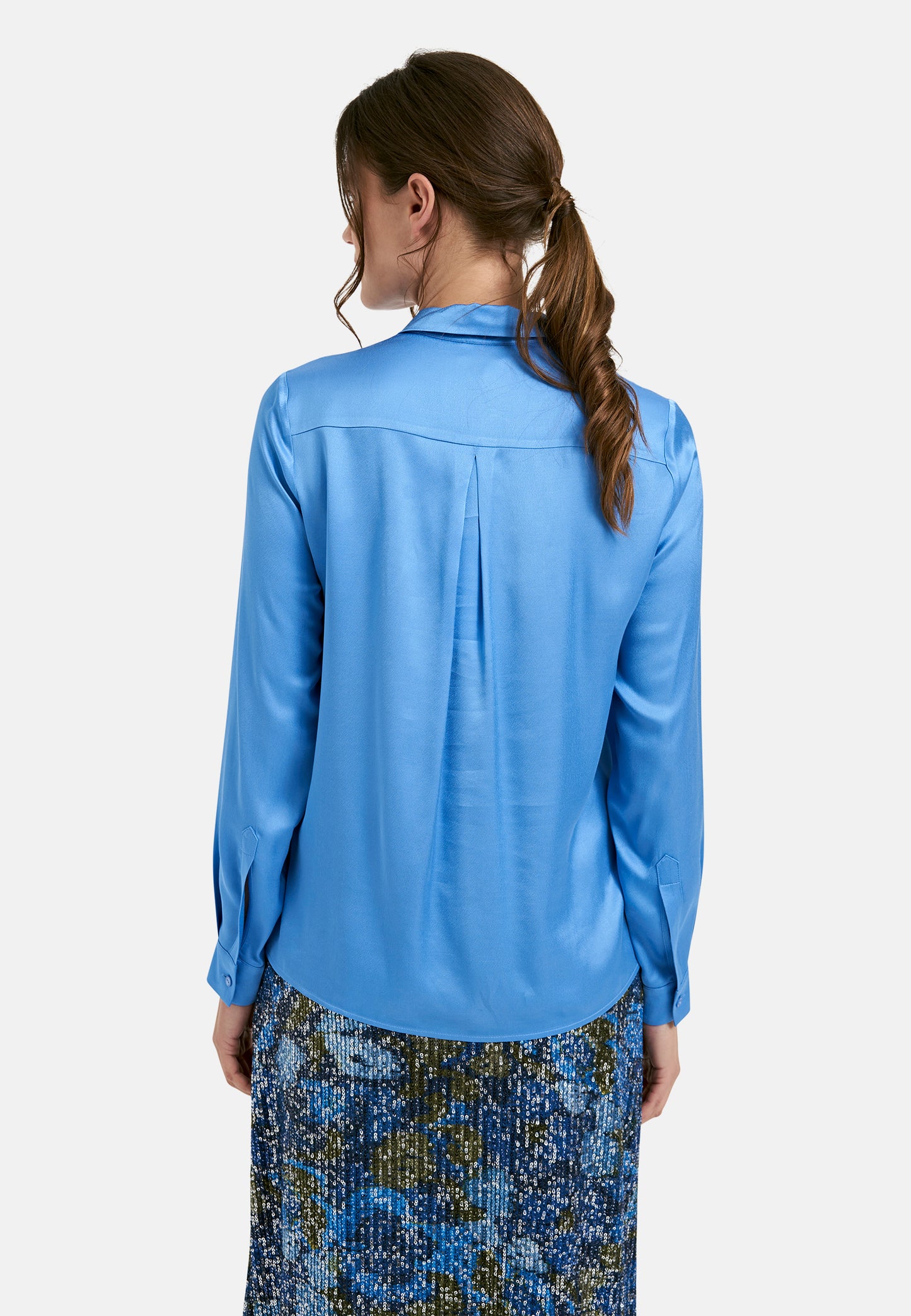 Blouse w collar and placket + 1/1 sleeves