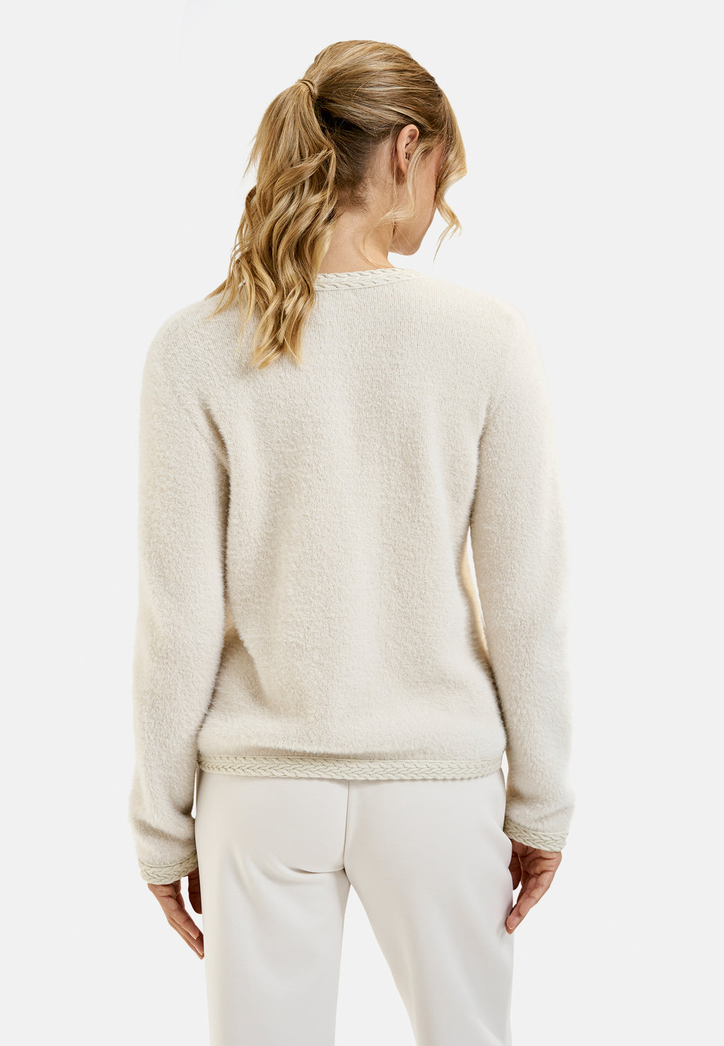 cardigan w roundneck, placket at cf, 1/1 sleeves