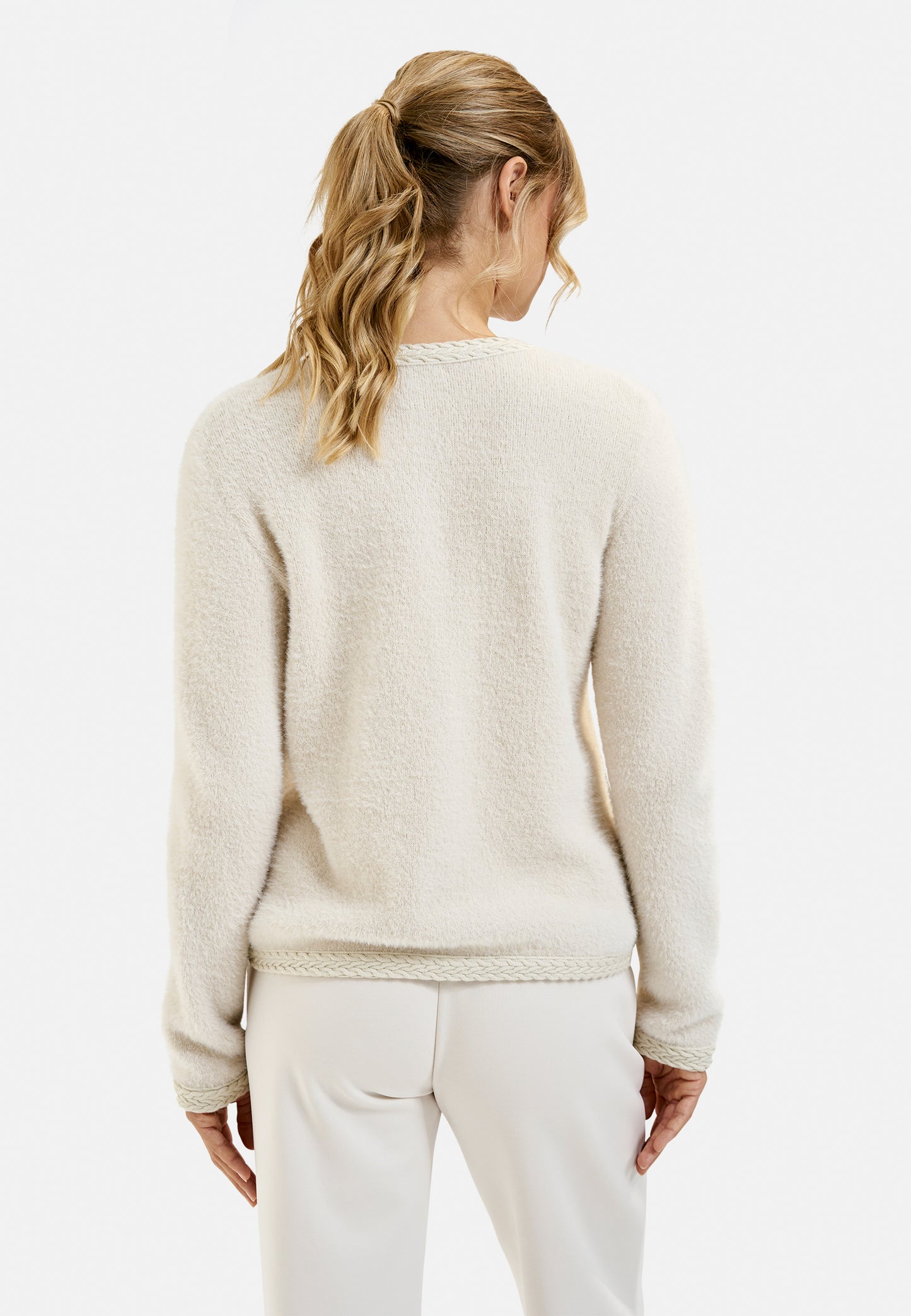 cardigan w roundneck, placket at cf, 1/1 sleeves