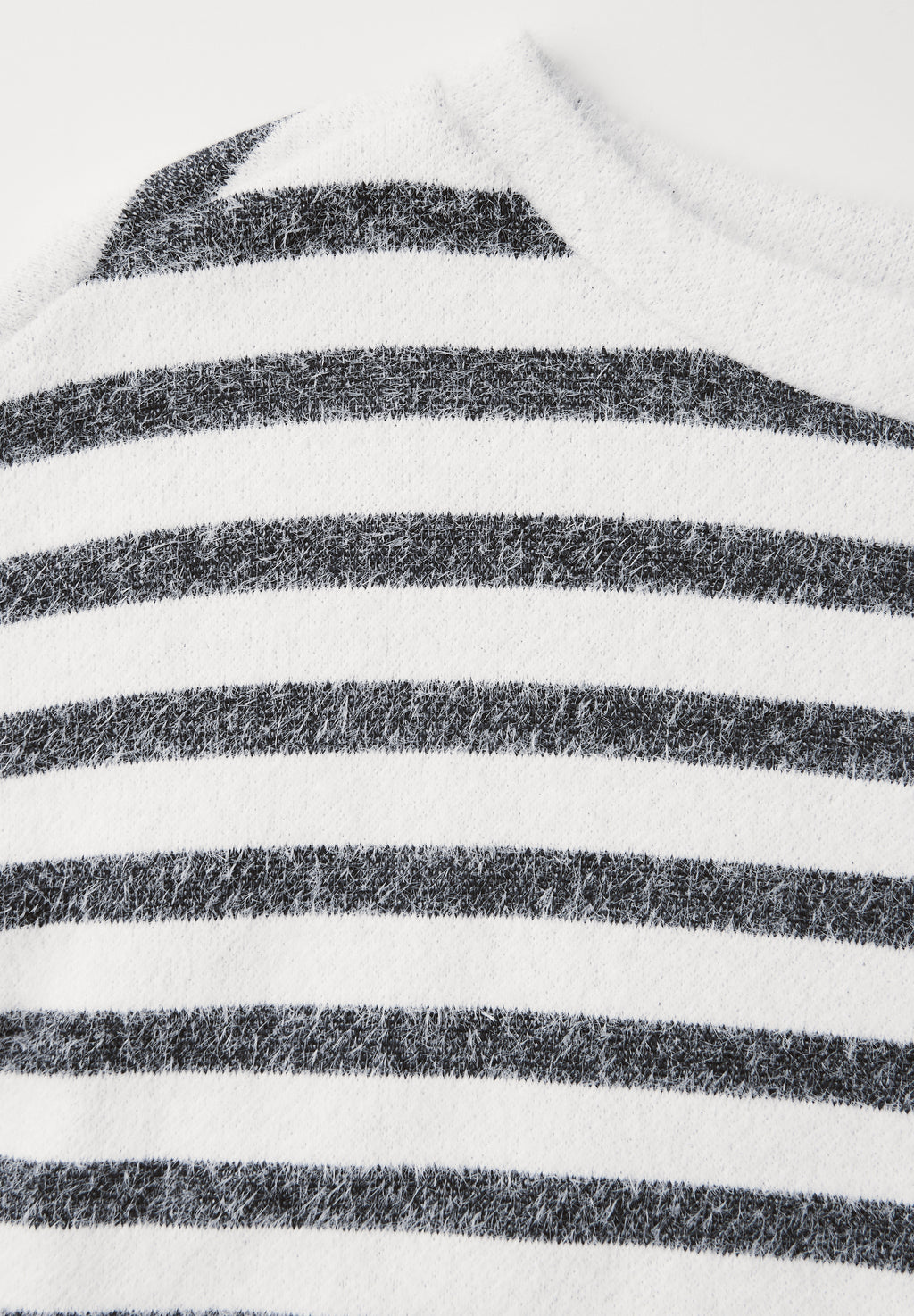 Gestreiftes Federgarn Shirt