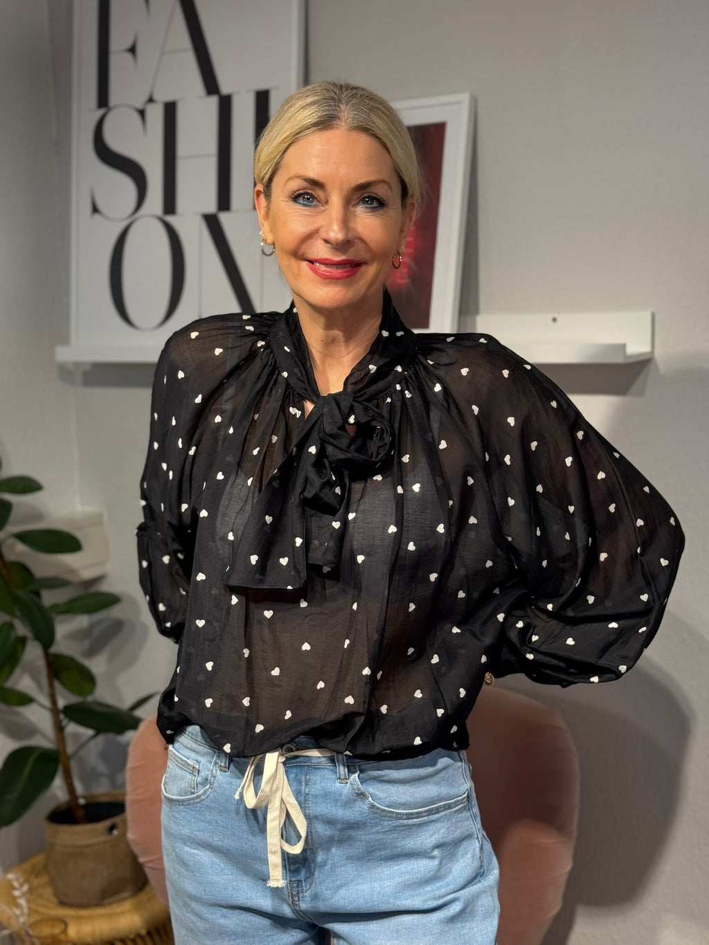 Da. Bluse Herz mit Schleife