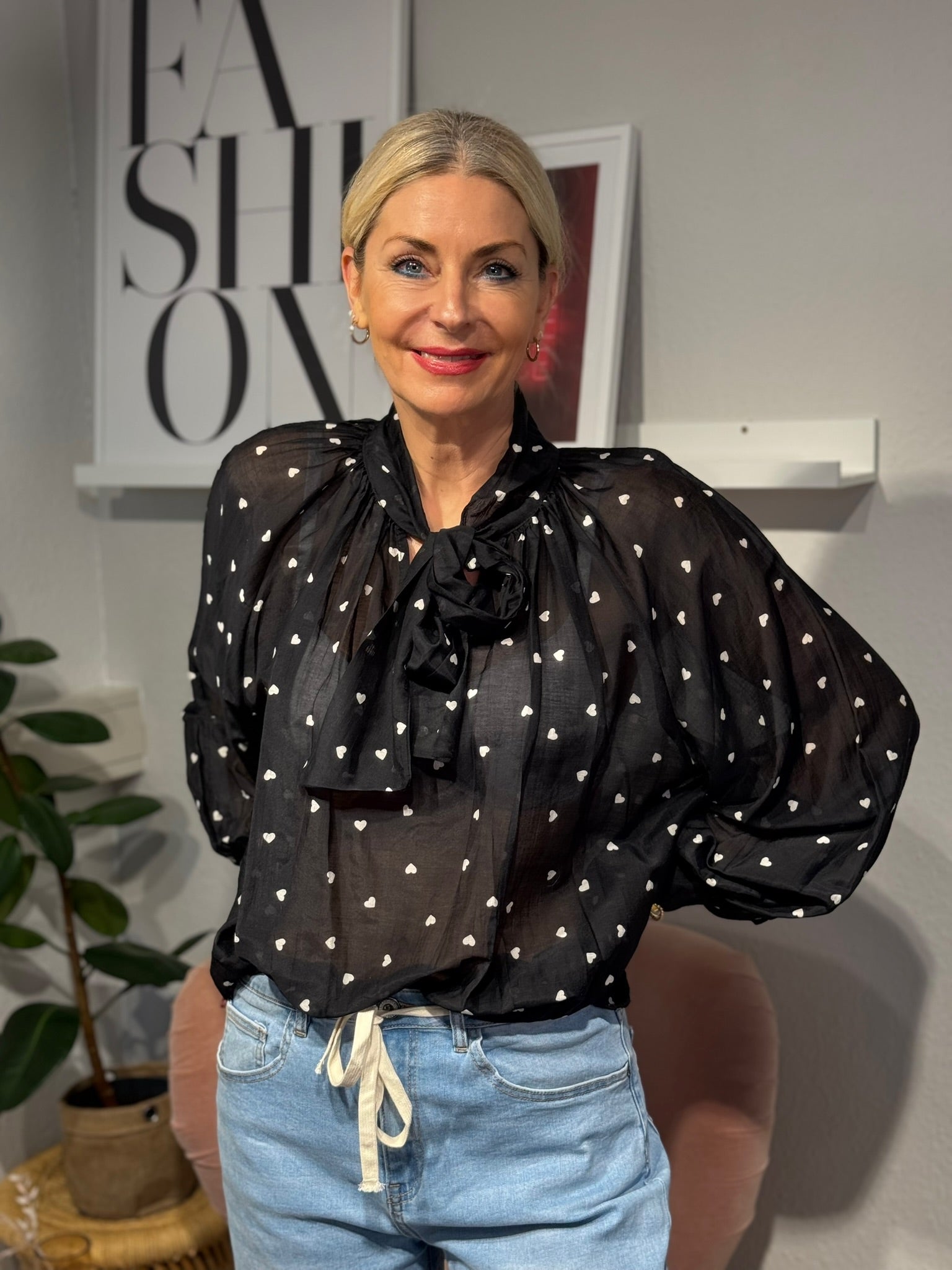 Da. Bluse Herz mit Schleife
