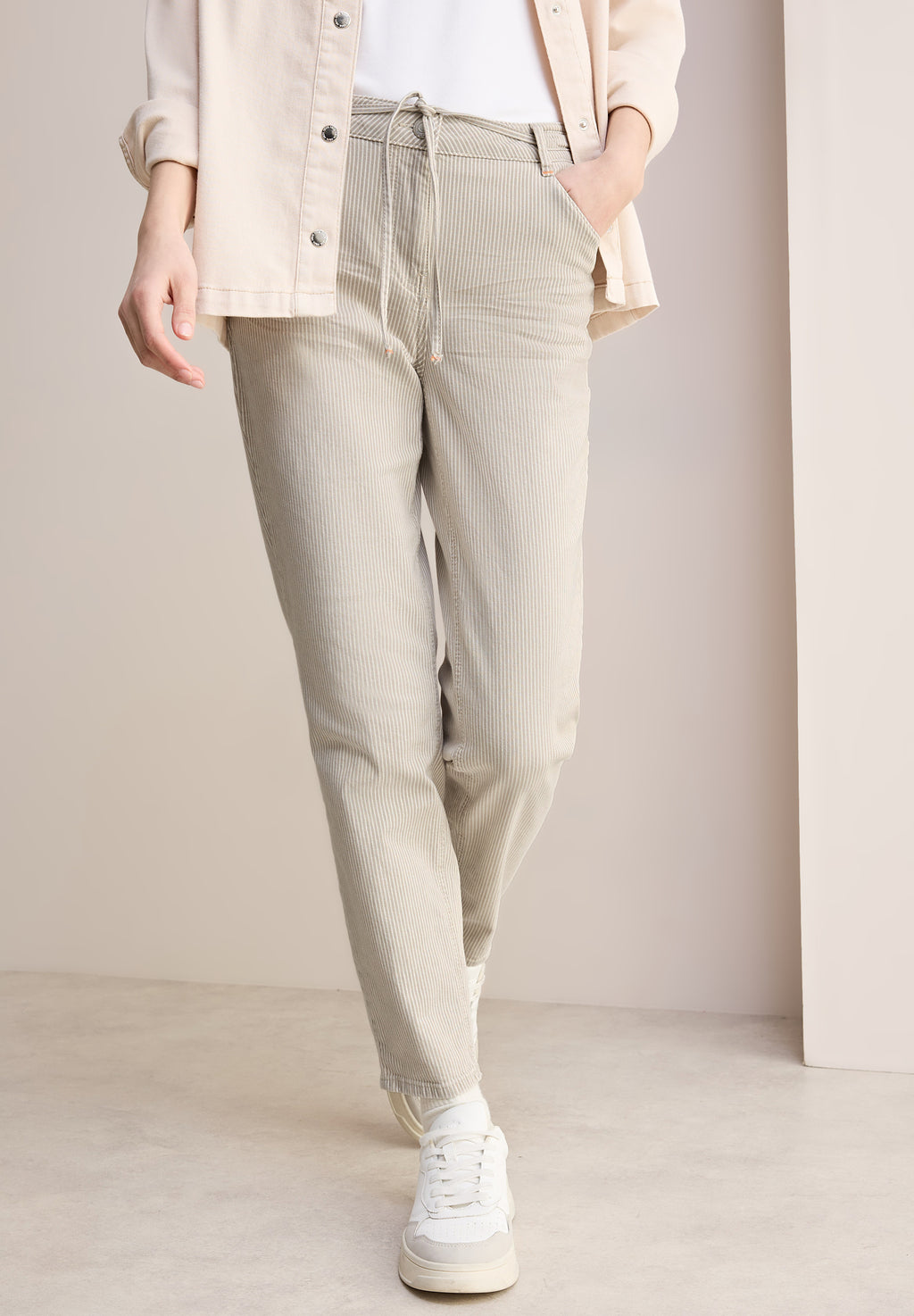 Gestreifte Casual Fit Jeans