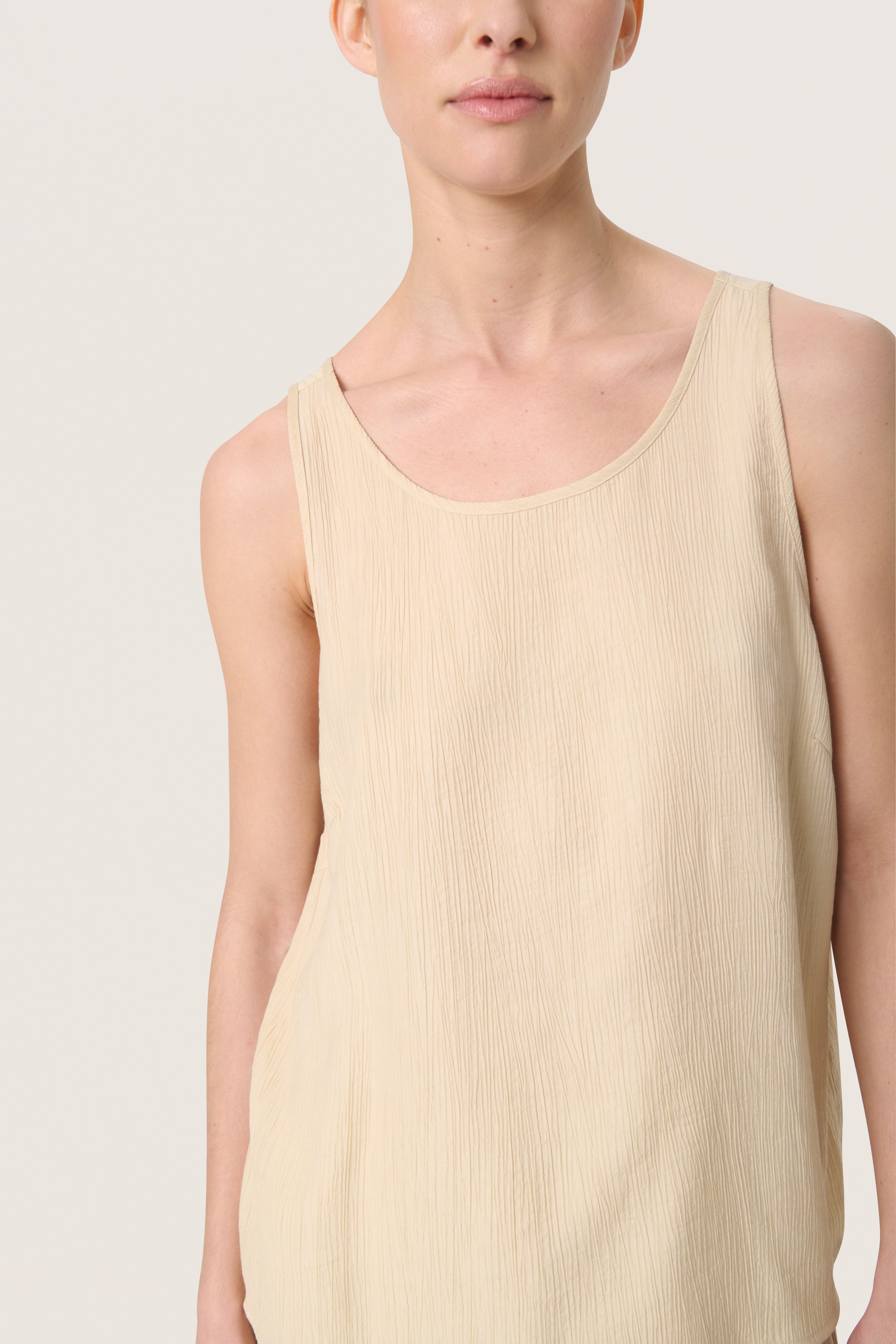 SLAila Tank Top