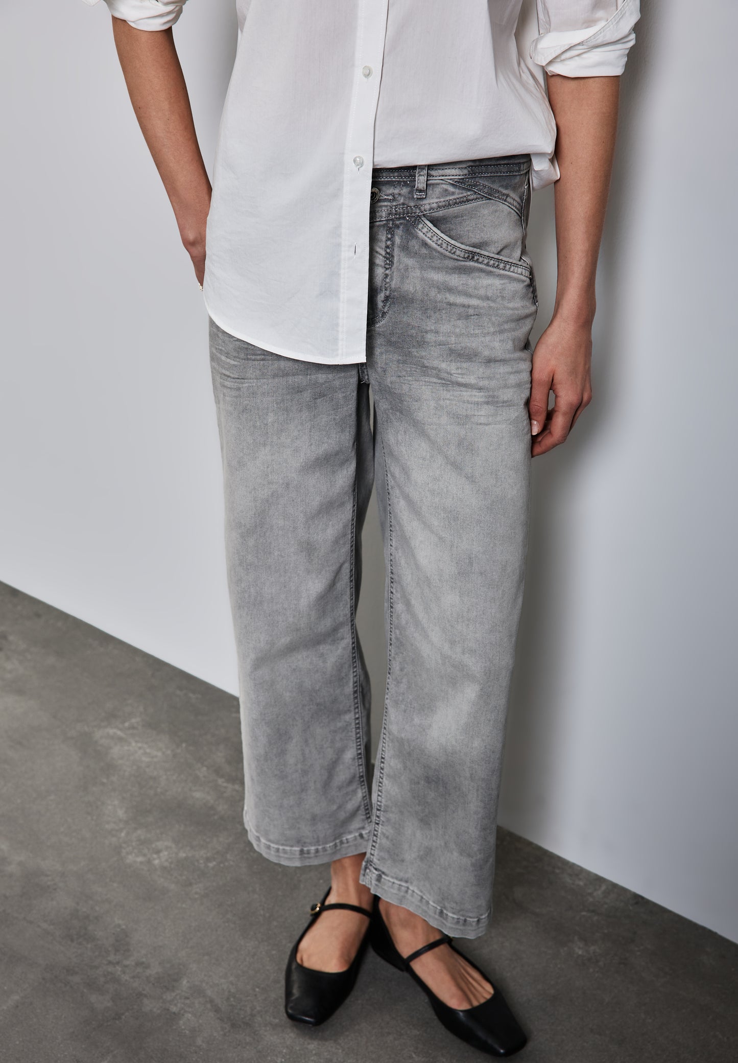 Wide Leg Jeans