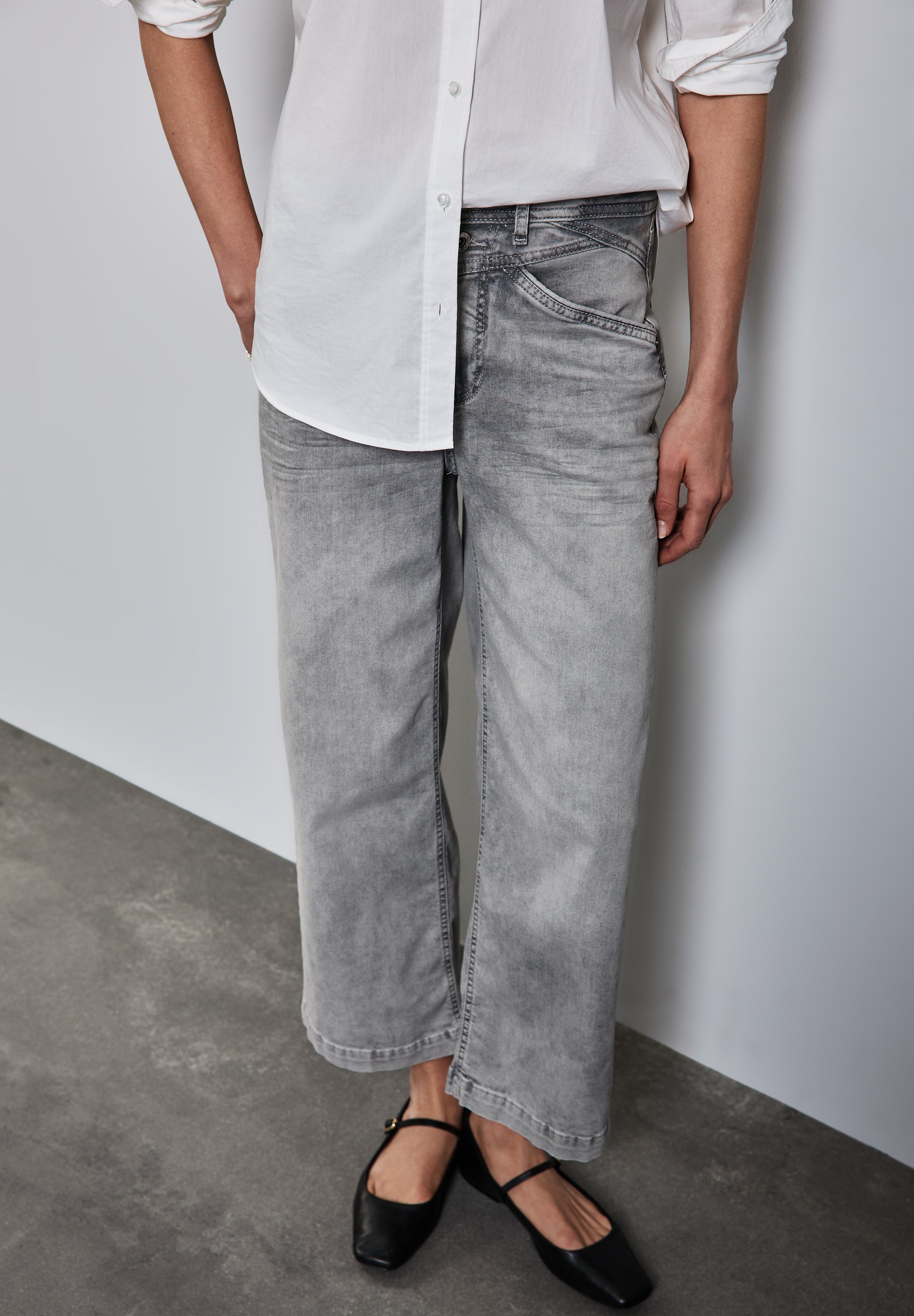 Wide Leg Jeans
