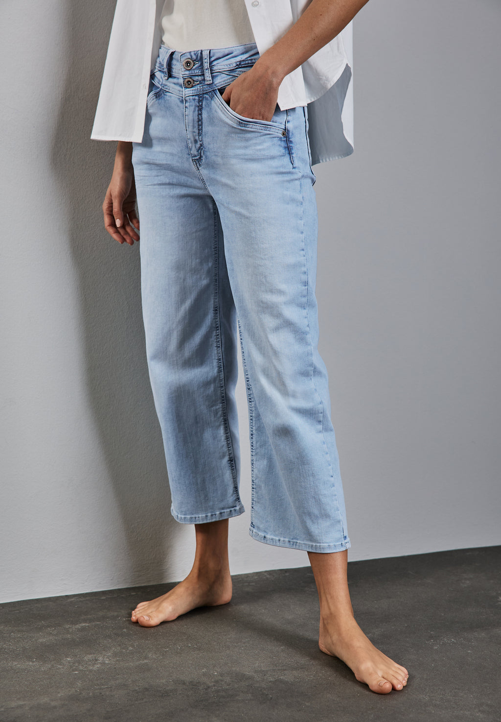 Wide Leg Jeans