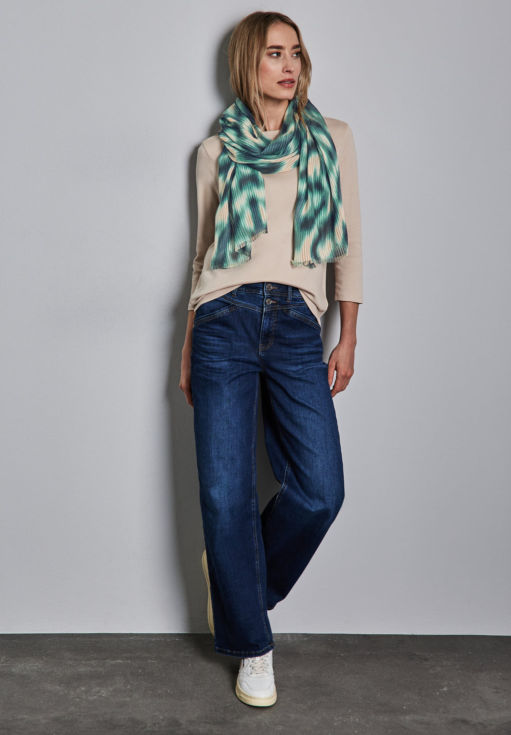 Strukturschal mit Print