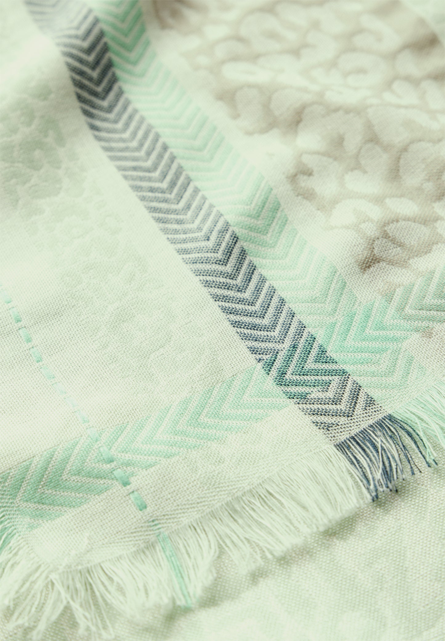 Jacquard Tuch