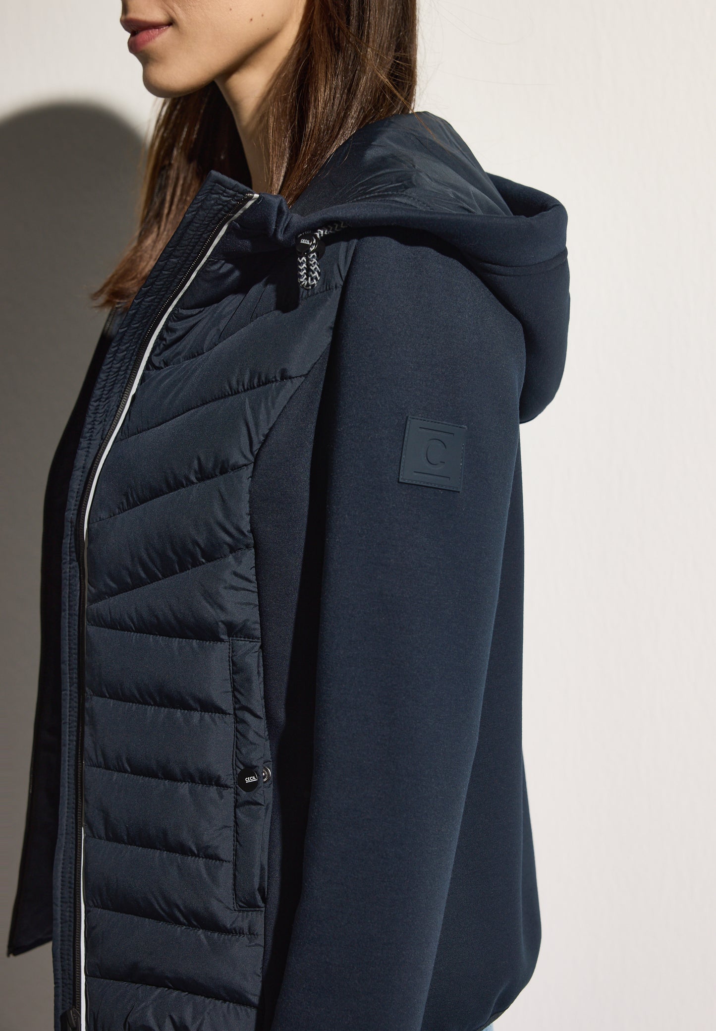 Scuba Jacke mit Kapuze