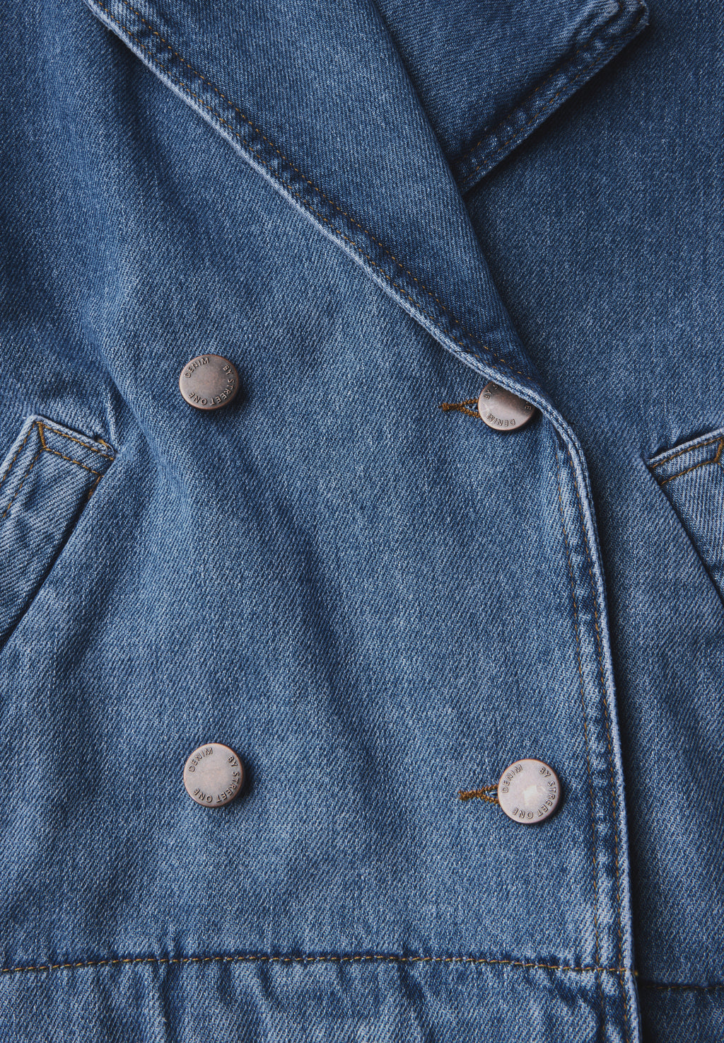 Kurze Jeansjacke