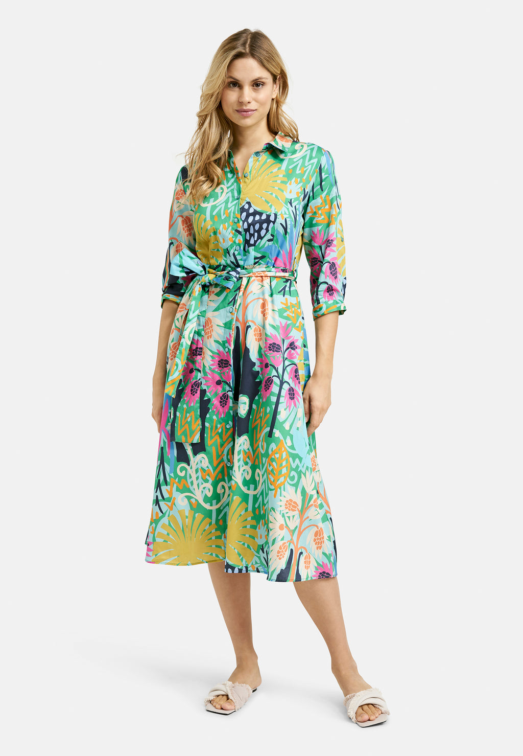 Dress with collar + placket, 3/4 sleeve w tum up + belt