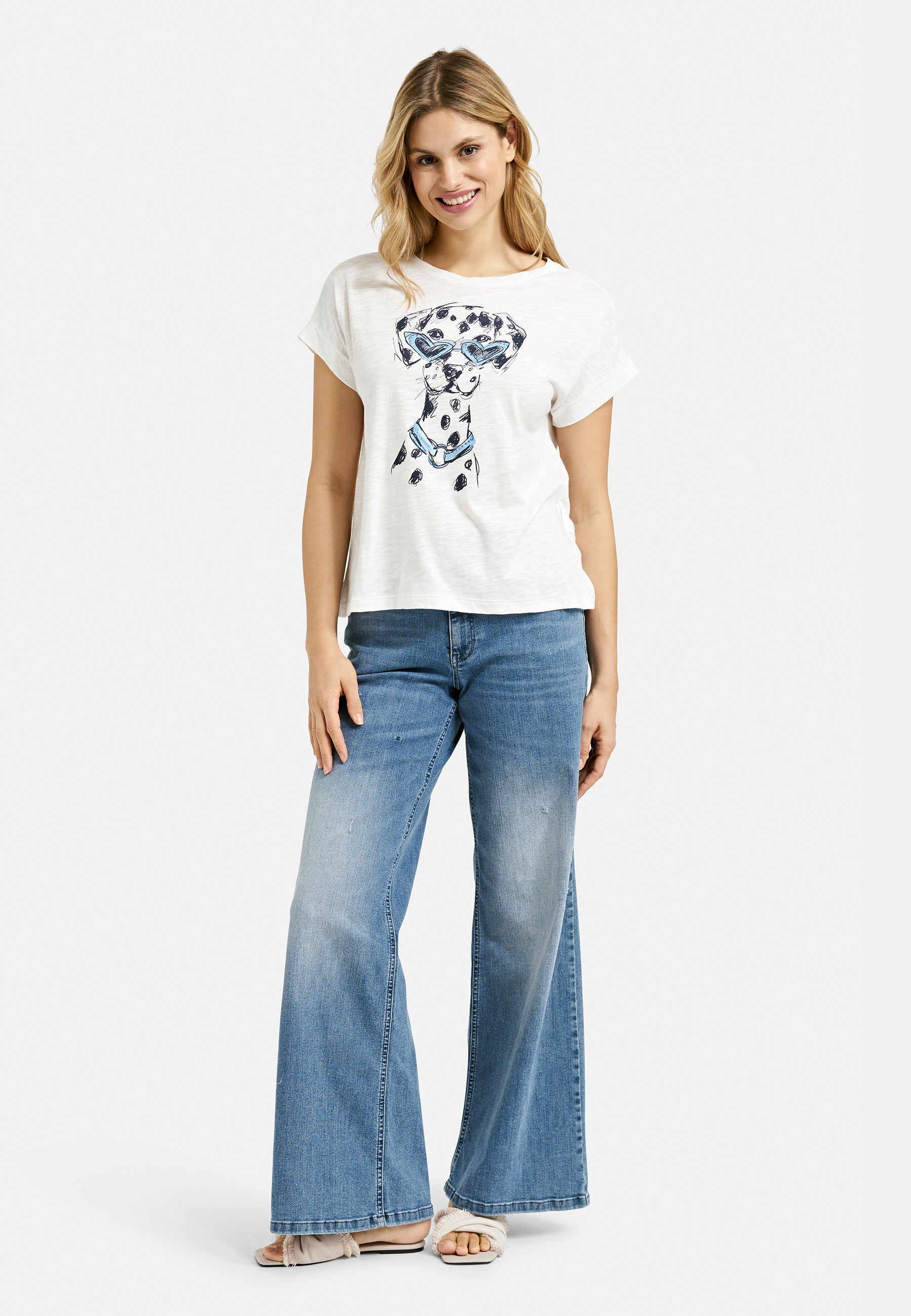 Shirt w roundneck + oversized shoulder