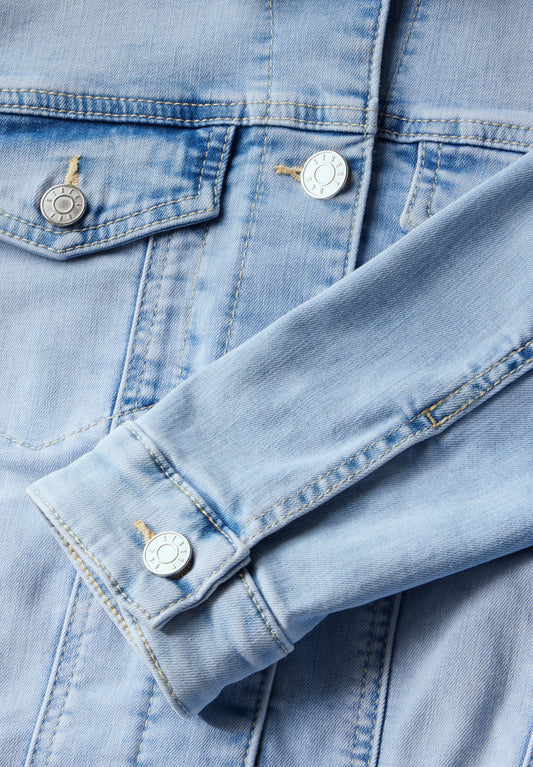 Jeansjacke im Bleached-Look
