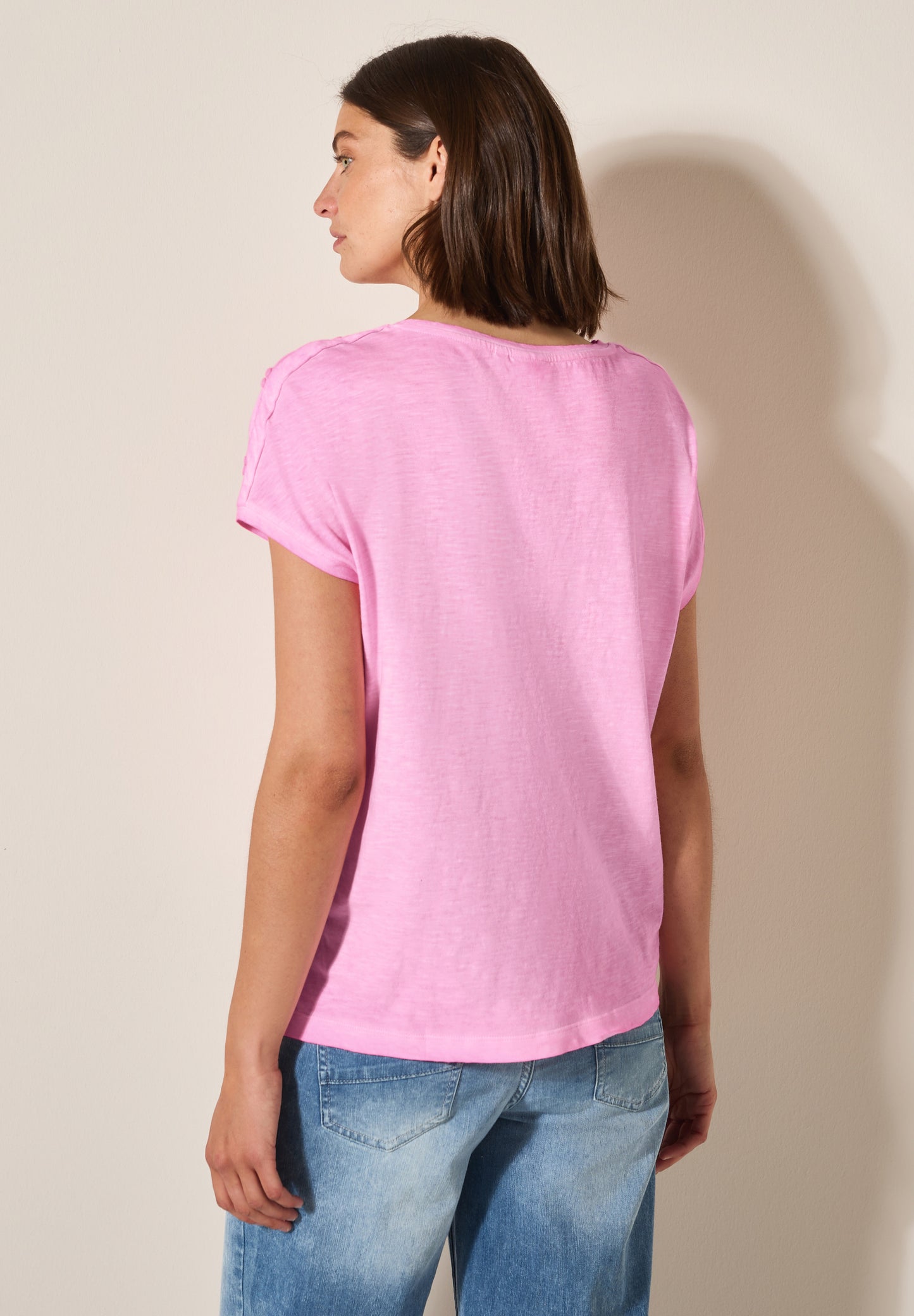 T-Shirt mit Knopfdetail