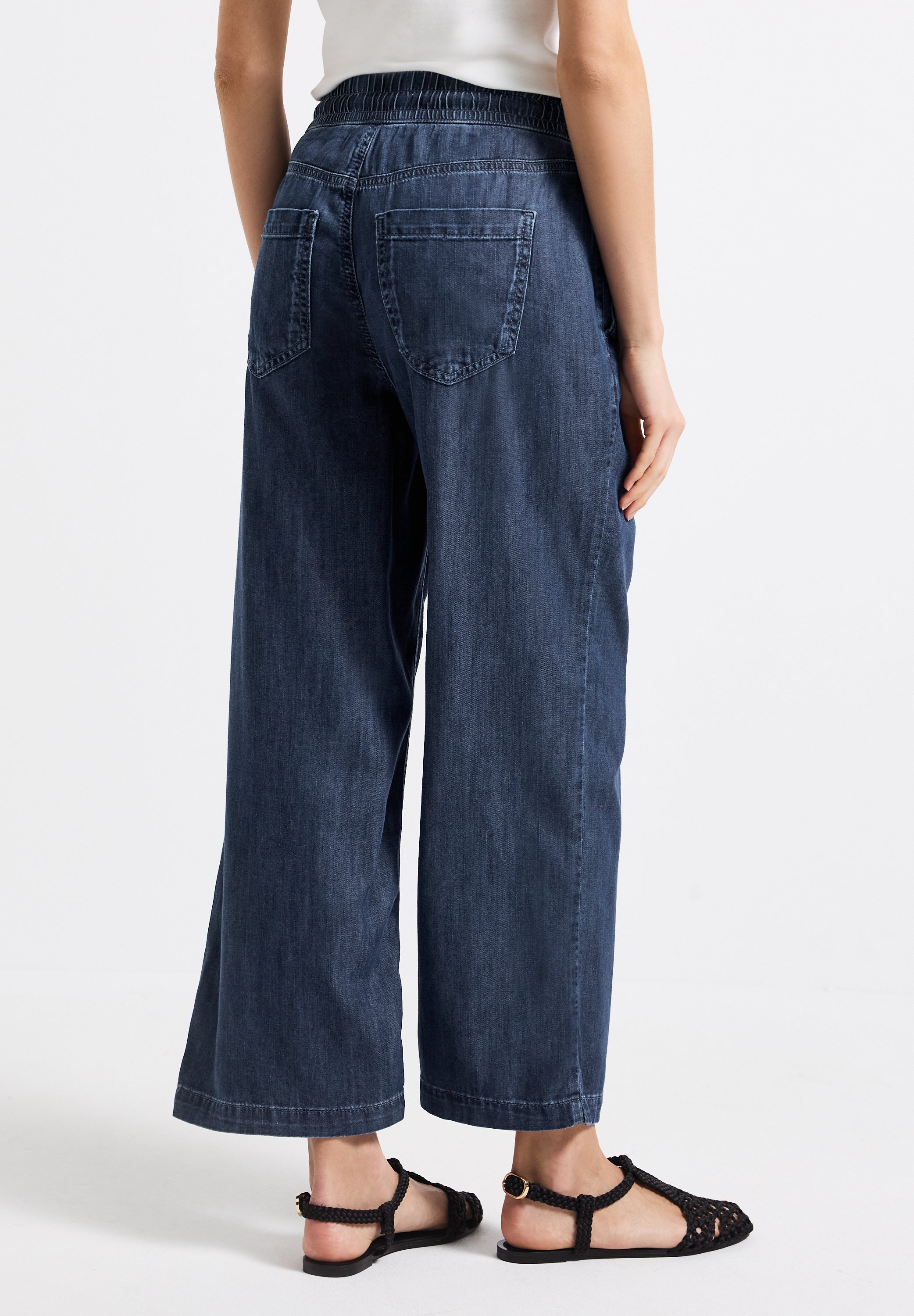 Wide Leg Jeans
