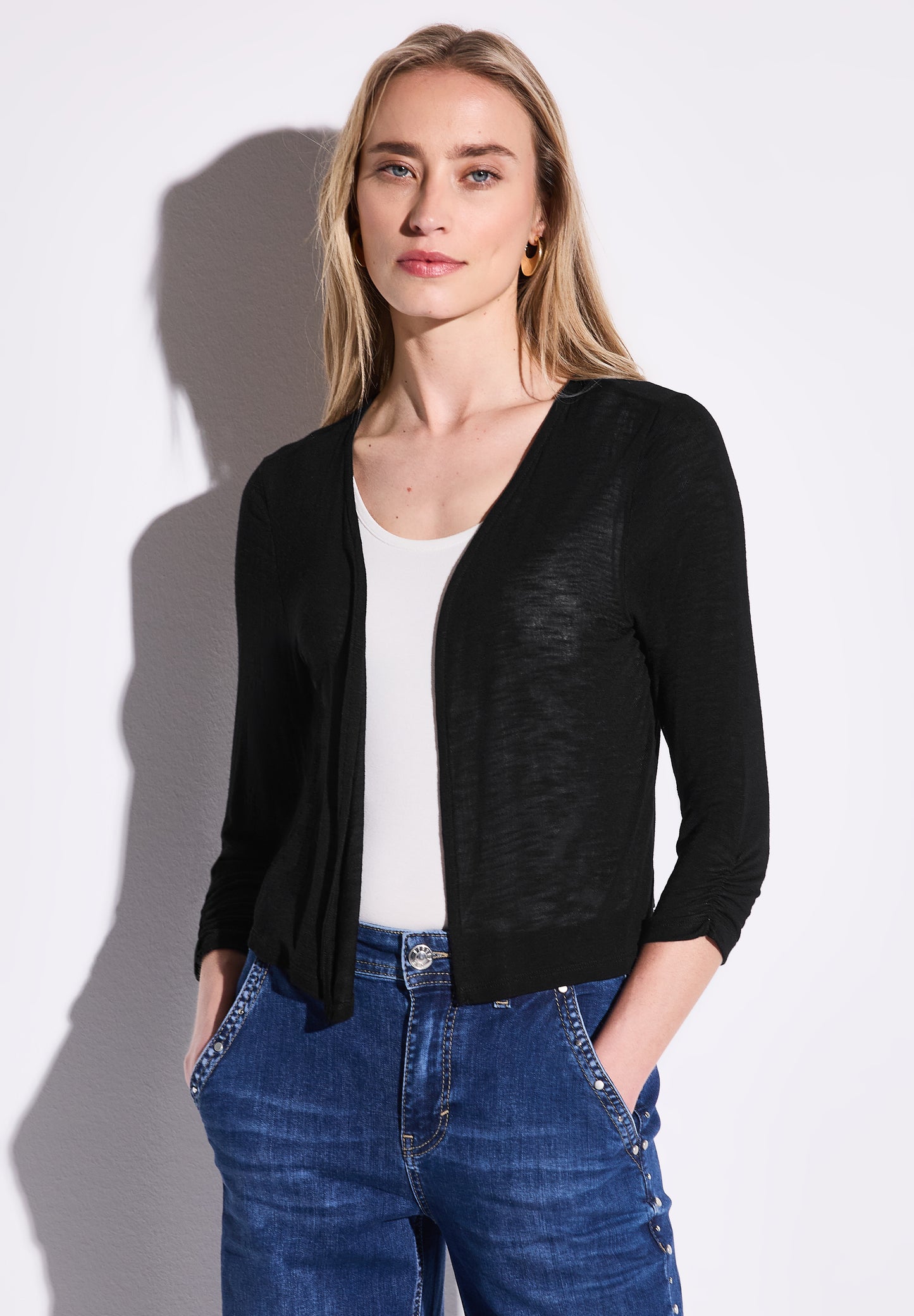 Offene Jacke