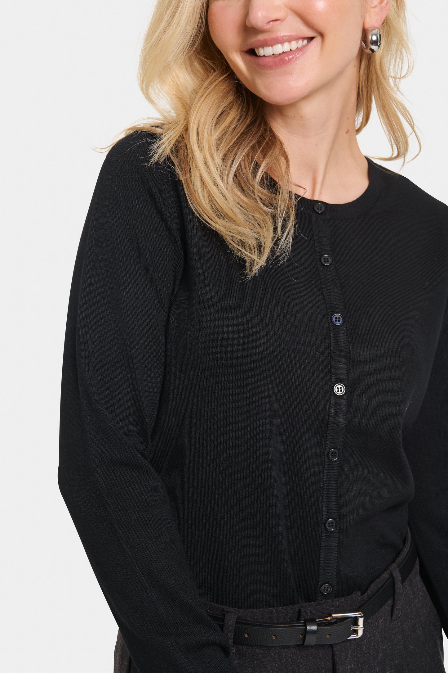 A8661, MilaSZ R-Neck Cardigan