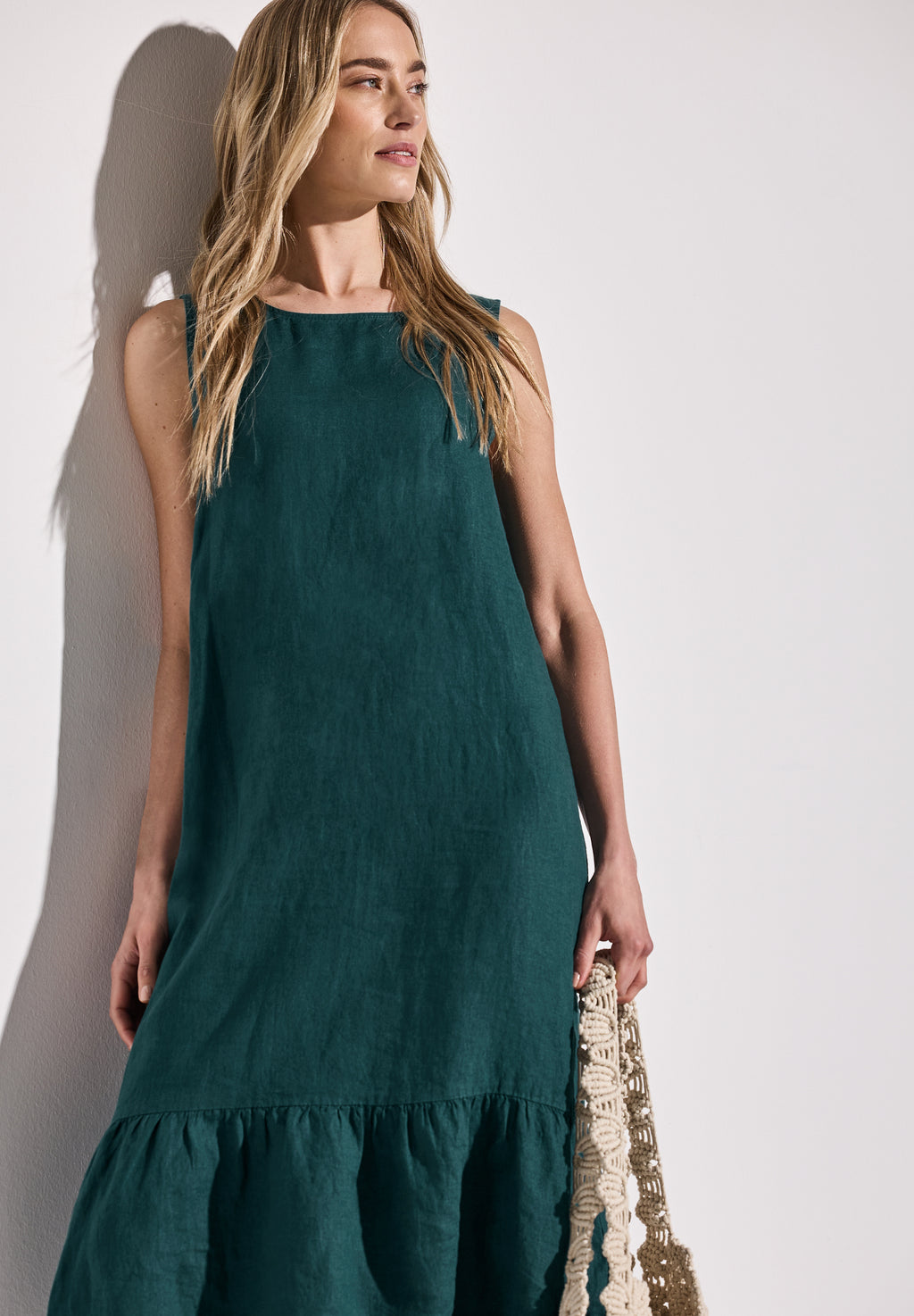 Volant-Kleid aus Leinen