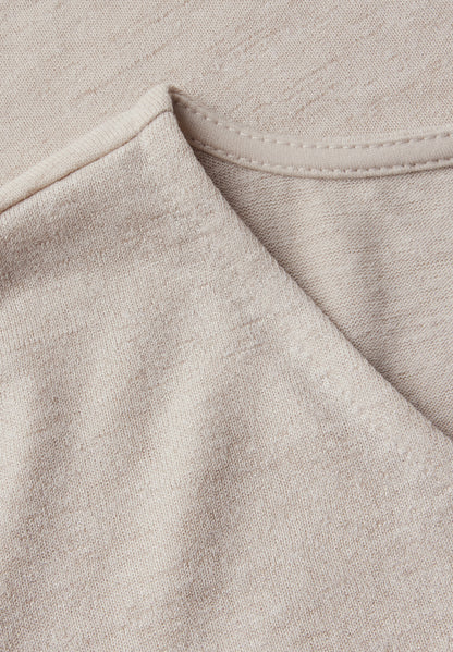 Schimmerndes V-Neck Shirt