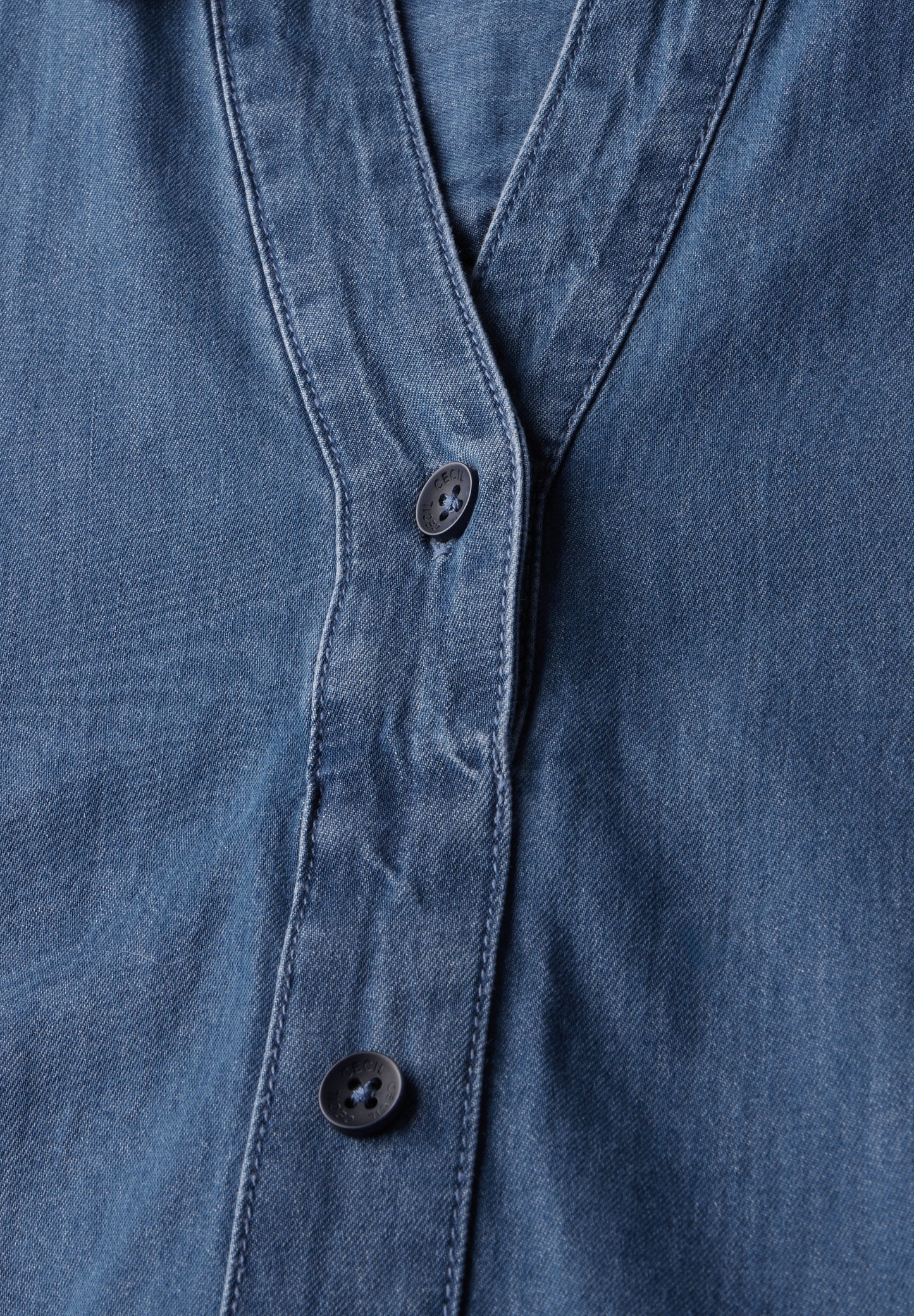 Kleid im Jeanslook