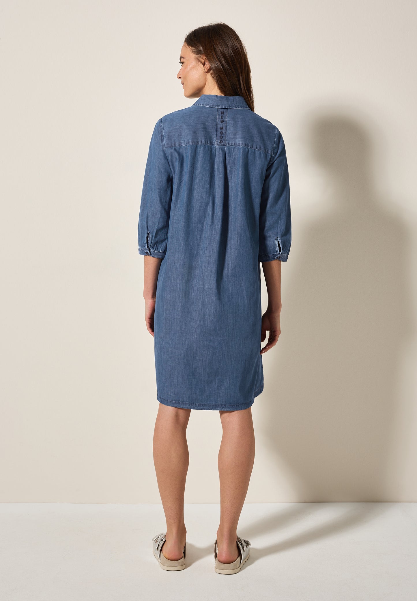 Kleid im Jeanslook