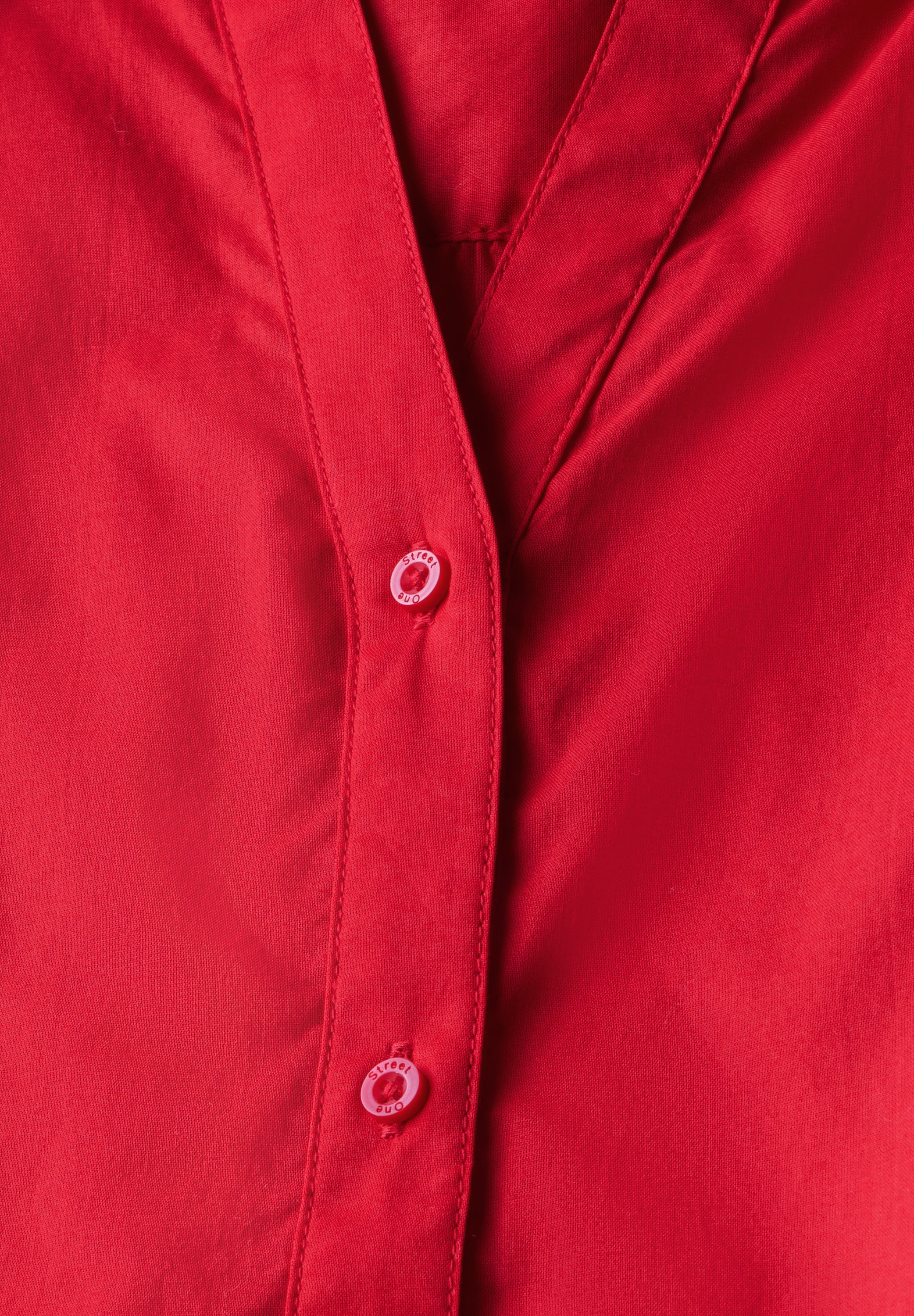 Bluse mit Tapedetails