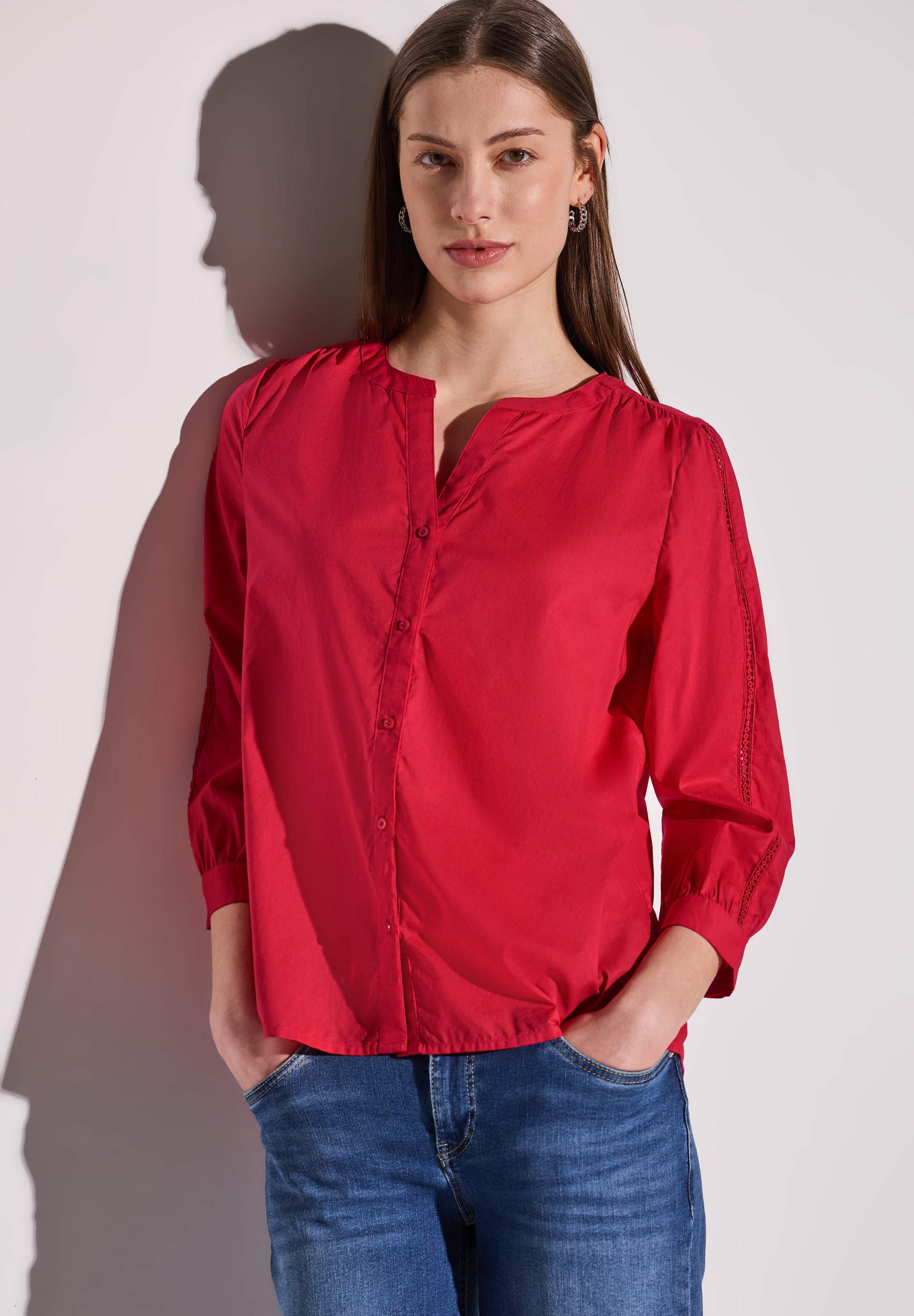 Bluse mit Tapedetails