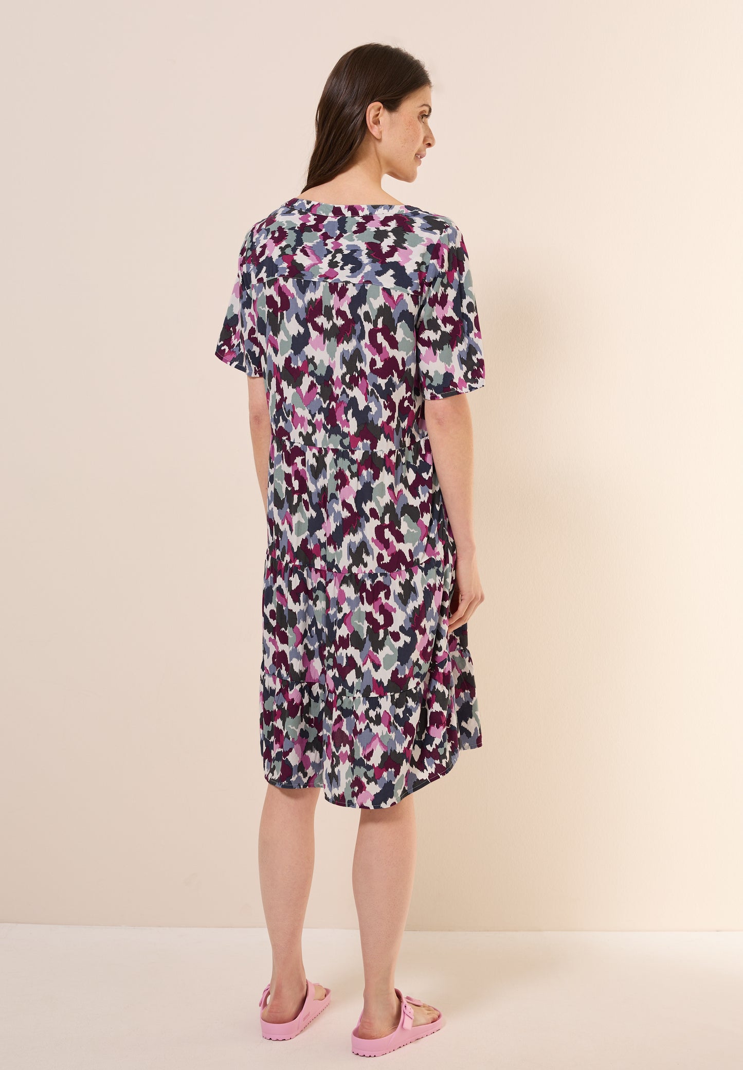Gemustertes Kleid