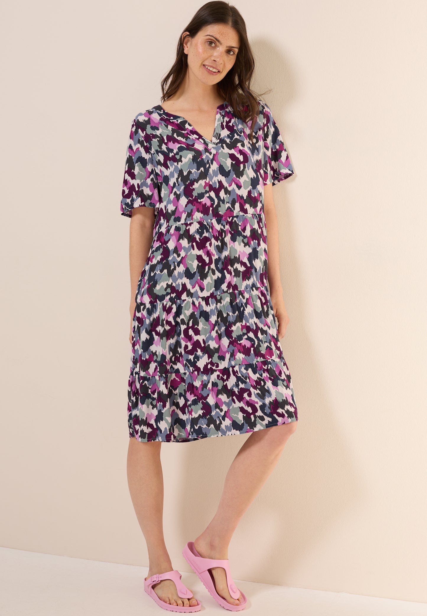 Gemustertes Kleid